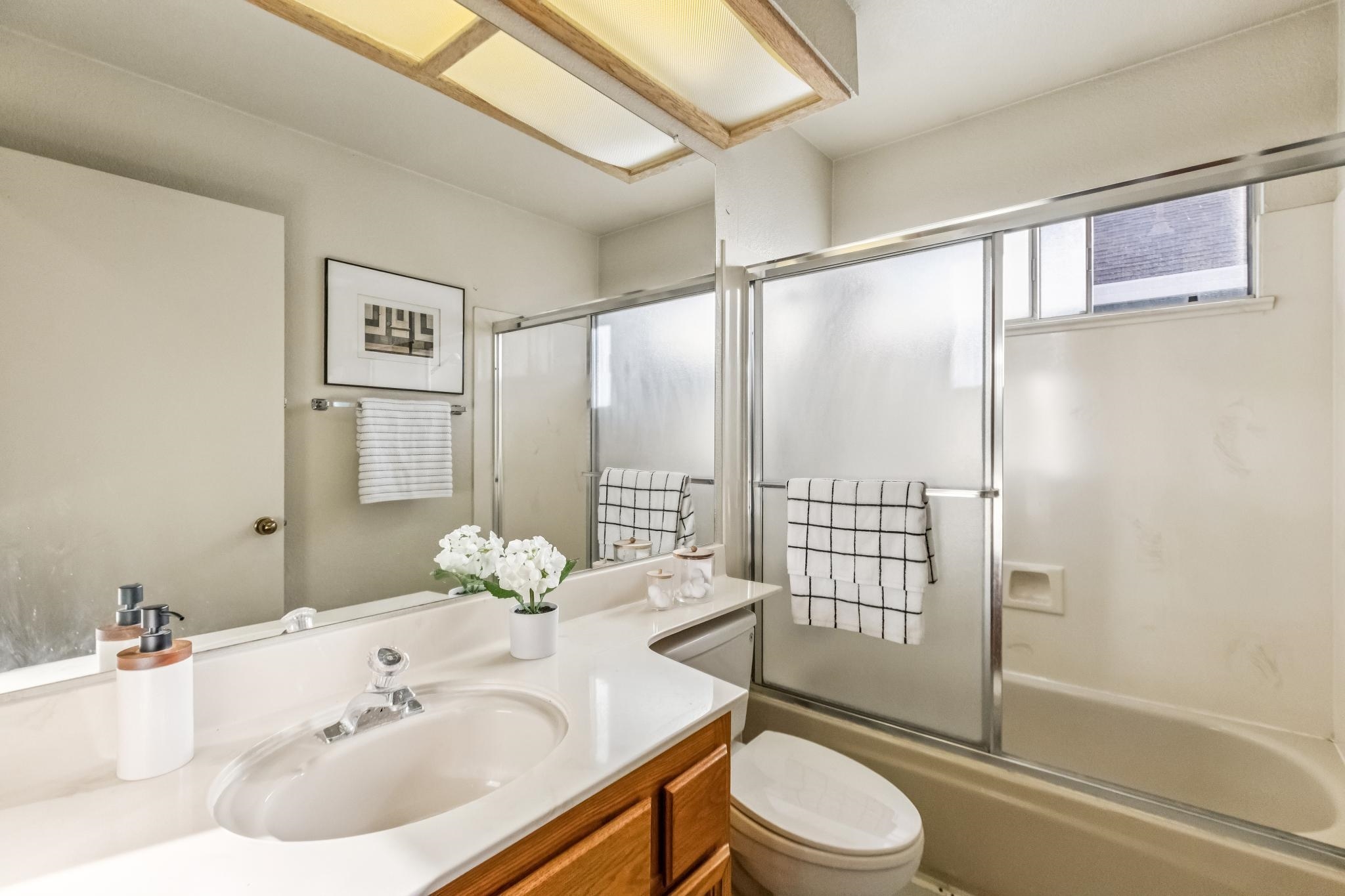 Detail Gallery Image 36 of 42 For 1152 Old Alameda Pt, Alameda,  CA 94502 - 3 Beds | 2/1 Baths