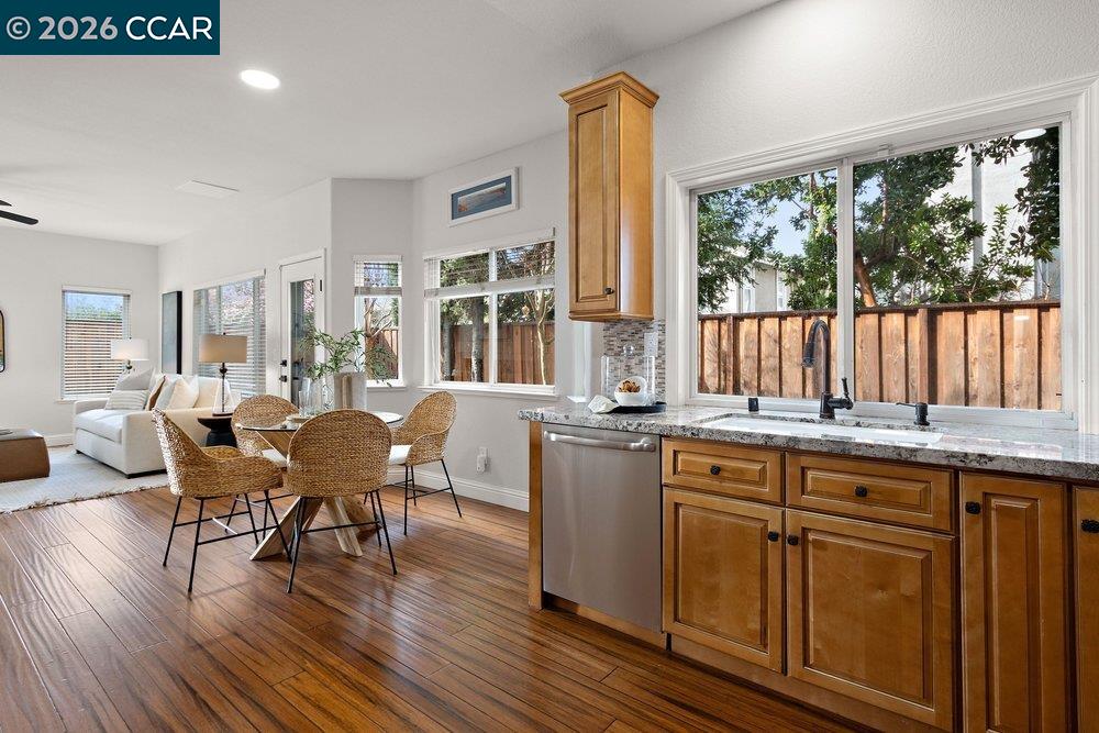 Detail Gallery Image 14 of 41 For Stetson Drive, Danville,  CA 94506 - 5 Beds | 3 Baths