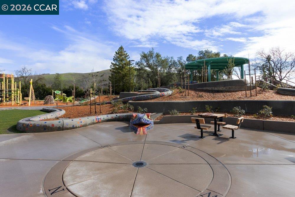 Detail Gallery Image 39 of 41 For Stetson Drive, Danville,  CA 94506 - 5 Beds | 3 Baths