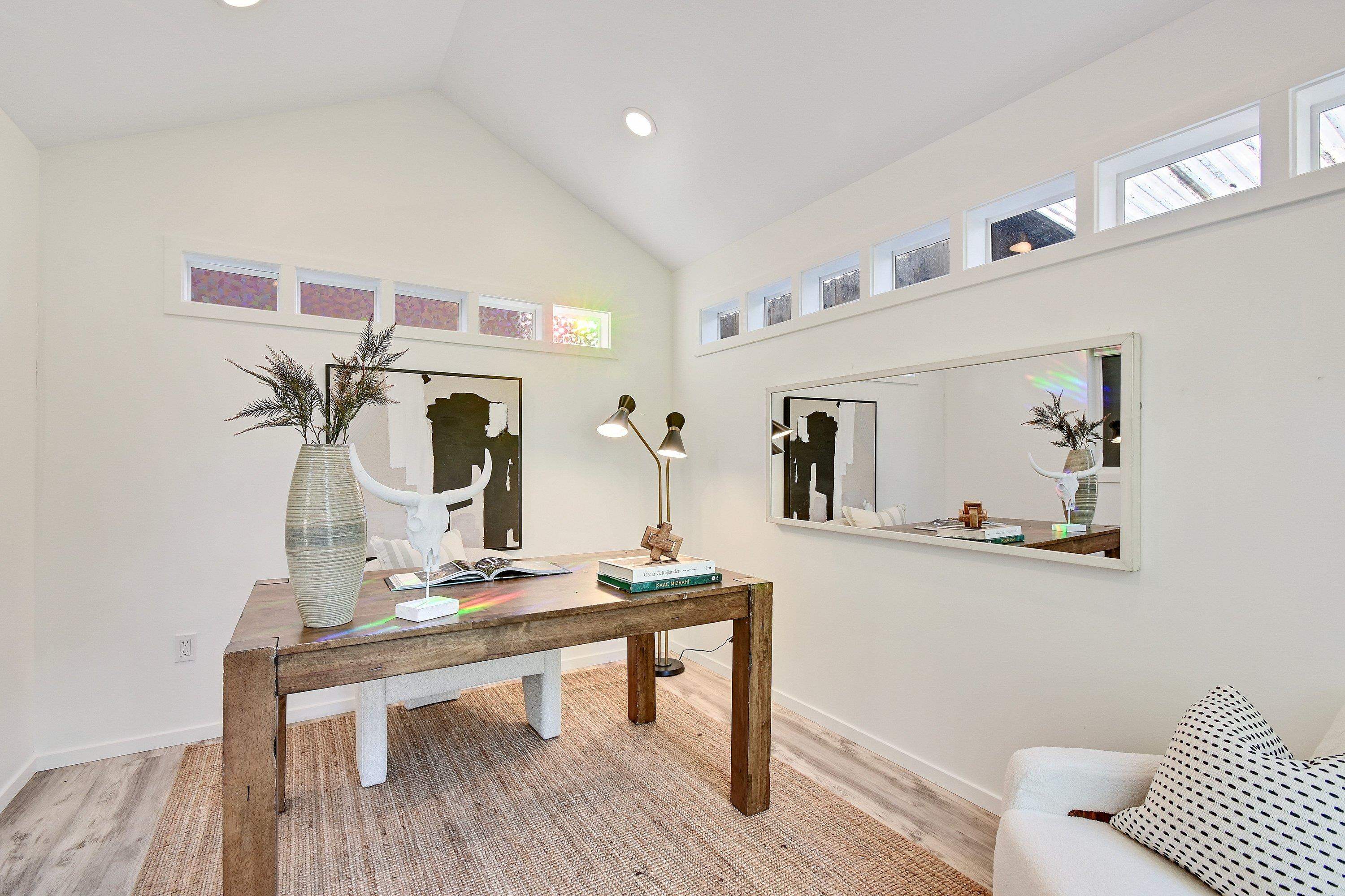 Detail Gallery Image 25 of 33 For 735 Apgar St, Oakland,  CA 94609 - 3 Beds | 2 Baths