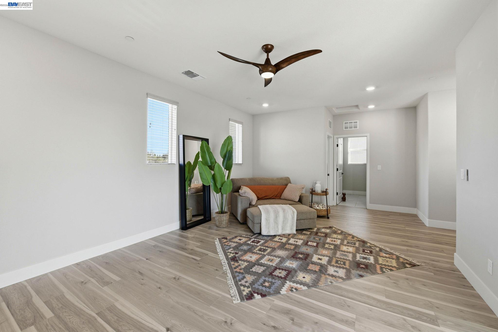 Detail Gallery Image 21 of 60 For 2965 Hazel Gaze St, Sacramento,  CA 95833 - 3 Beds | 3 Baths