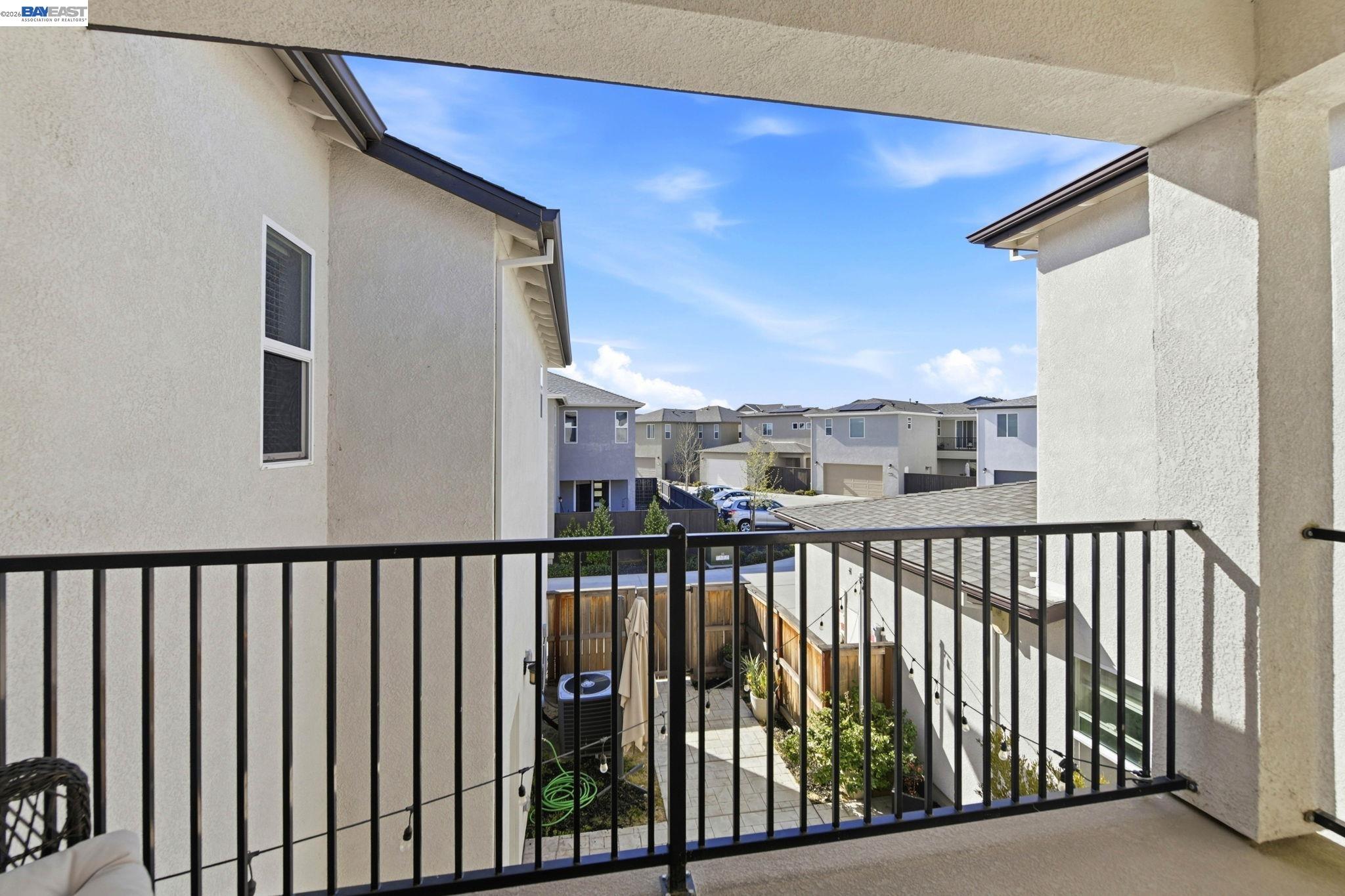 Detail Gallery Image 40 of 60 For 2965 Hazel Gaze St, Sacramento,  CA 95833 - 3 Beds | 3 Baths