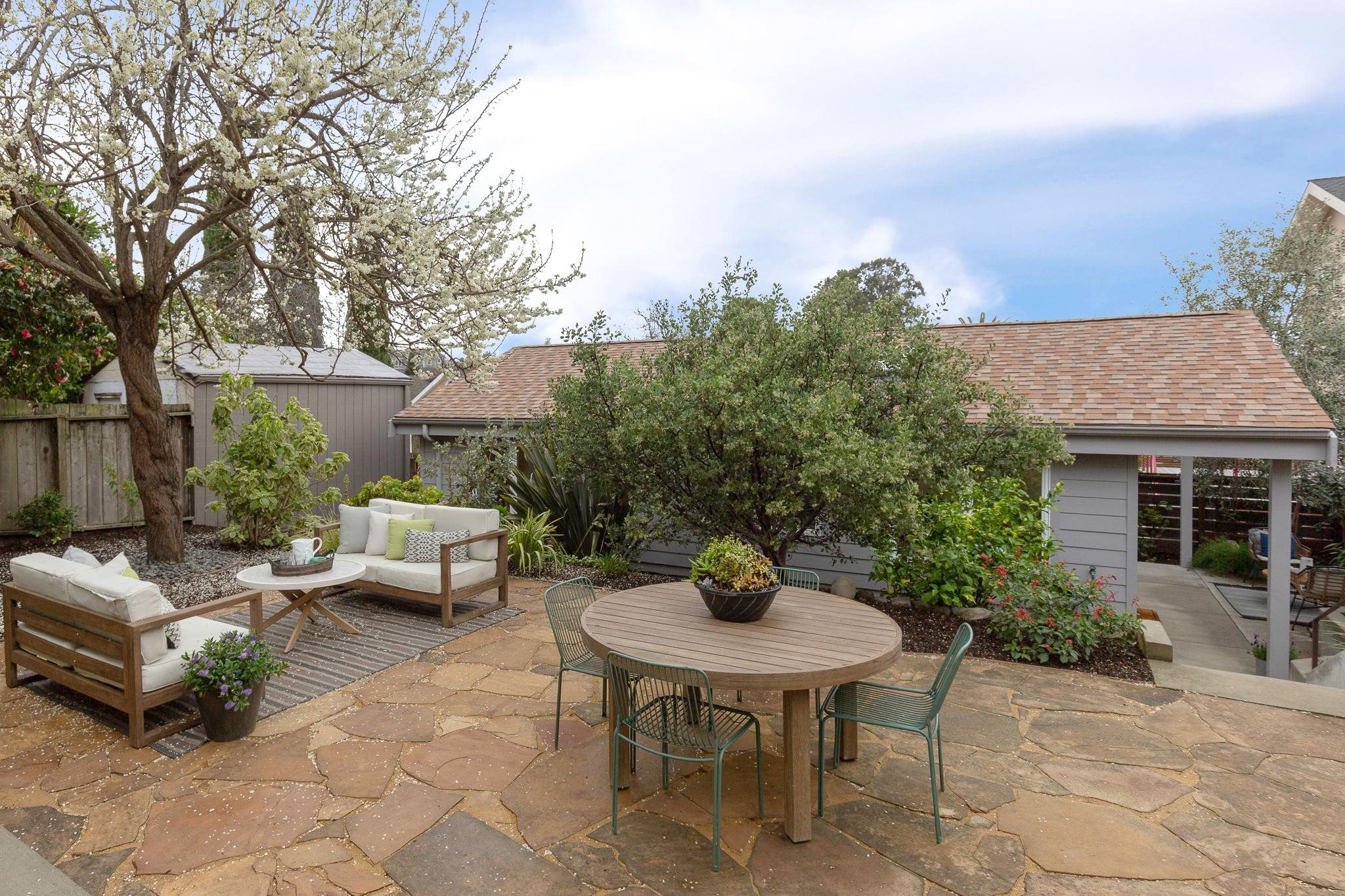 Detail Gallery Image 42 of 59 For 3081 23rd Avenue, Oakland,  CA 94602 - 4 Beds | 2 Baths