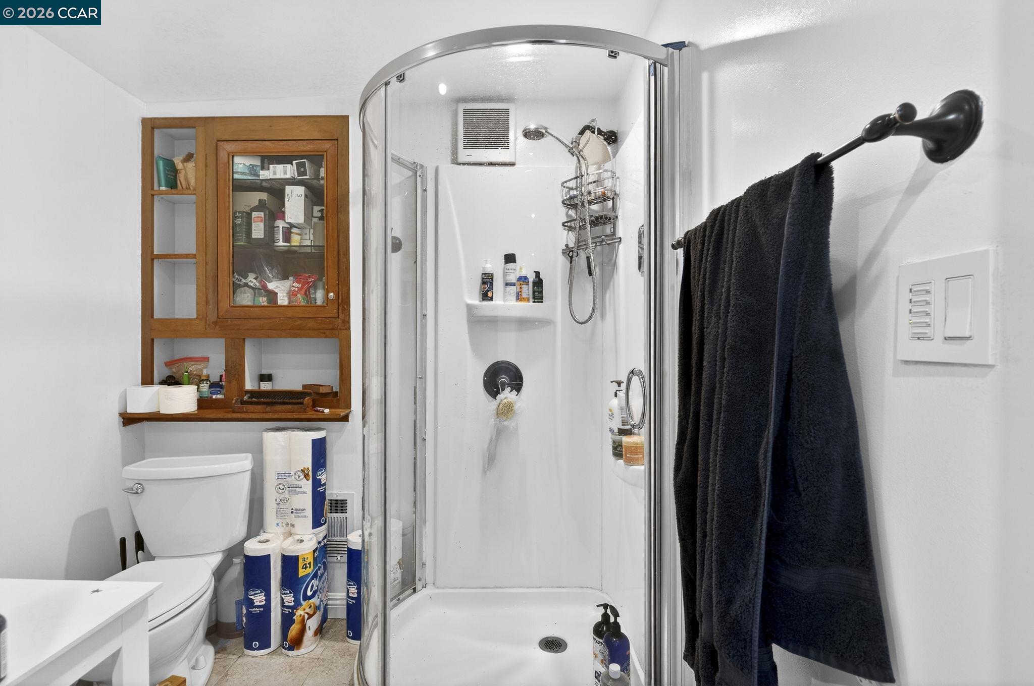 Detail Gallery Image 51 of 60 For 7333 Sunkist Dr, Oakland,  CA 94605-2658 - – Beds | – Baths