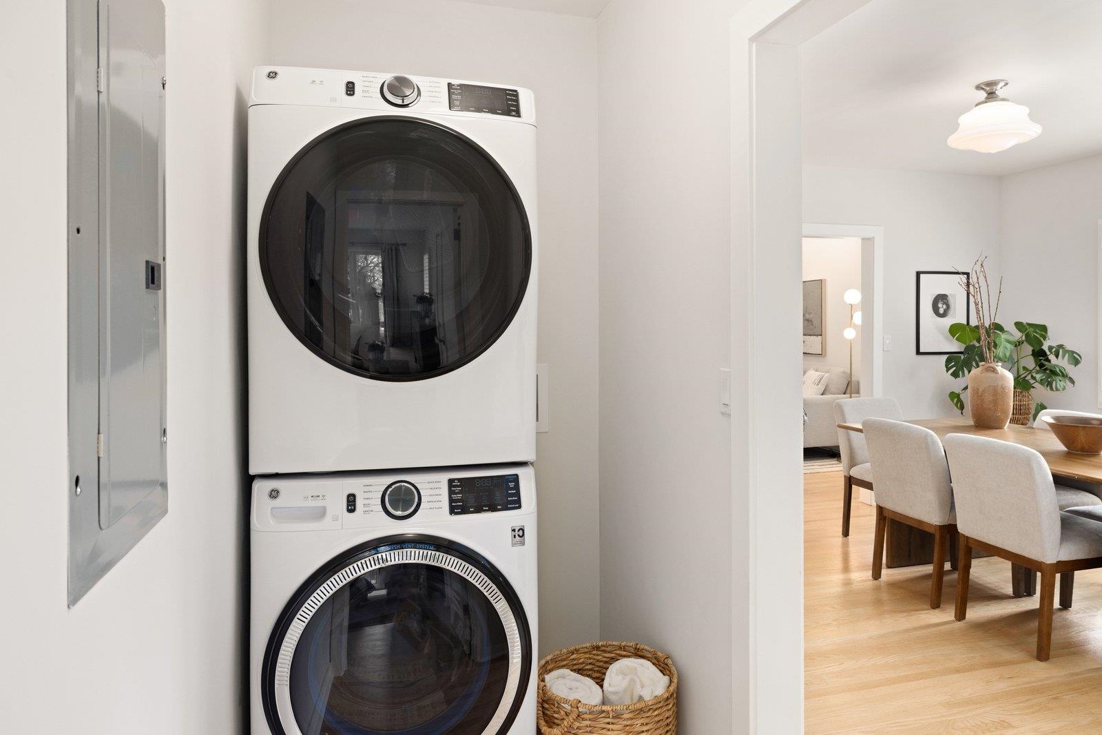 Detail Gallery Image 15 of 56 For 1360 Acton St, Berkeley,  CA 94706 - 3 Beds | 2 Baths