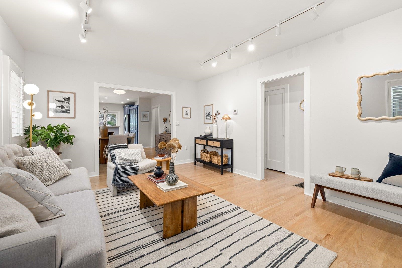 Detail Gallery Image 5 of 56 For 1360 Acton St, Berkeley,  CA 94706 - 3 Beds | 2 Baths