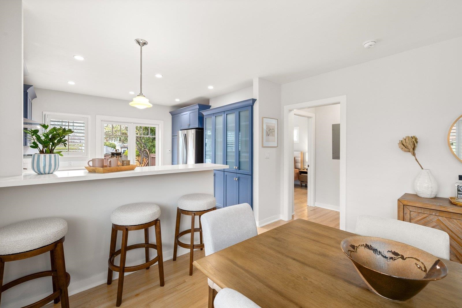 Detail Gallery Image 8 of 56 For 1360 Acton St, Berkeley,  CA 94706 - 3 Beds | 2 Baths