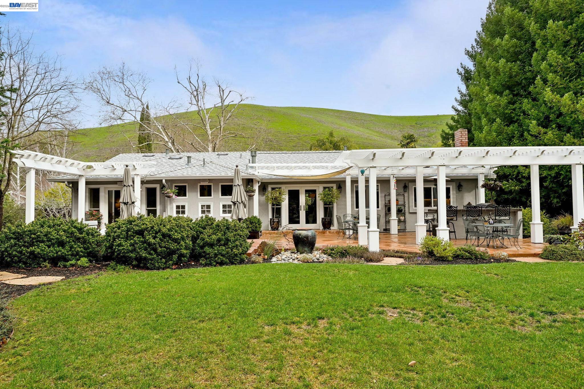 Detail Gallery Image 24 of 36 For 372 Borica Dr, Danville,  CA 94526 - 4 Beds | 2/1 Baths