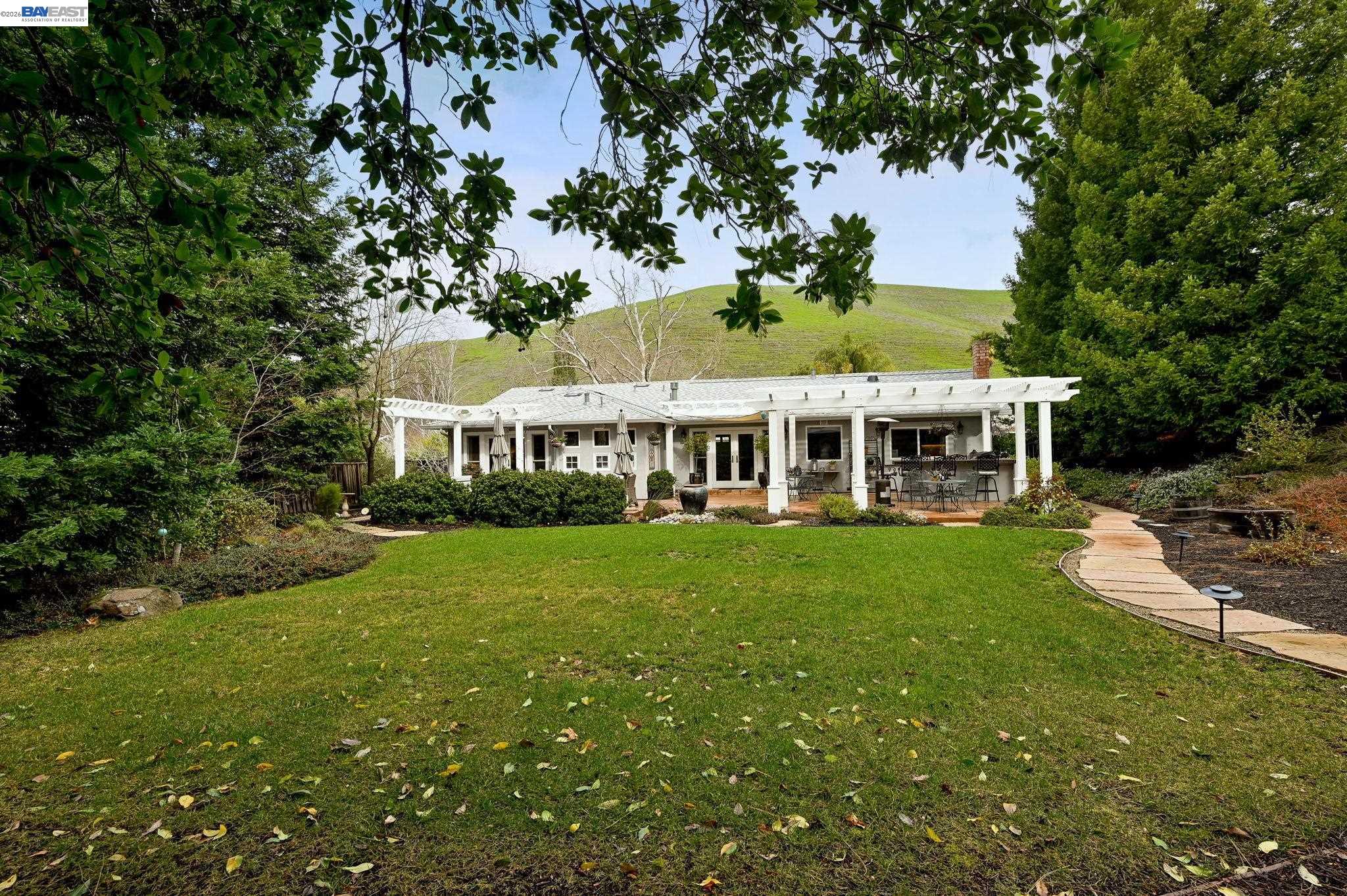 Detail Gallery Image 35 of 36 For 372 Borica Dr, Danville,  CA 94526 - 4 Beds | 2/1 Baths