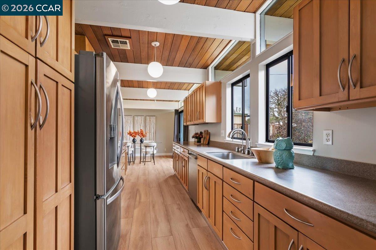 Detail Gallery Image 8 of 36 For 289 El Divisadero Ave, Walnut Creek,  CA 94598 - 4 Beds | 2 Baths