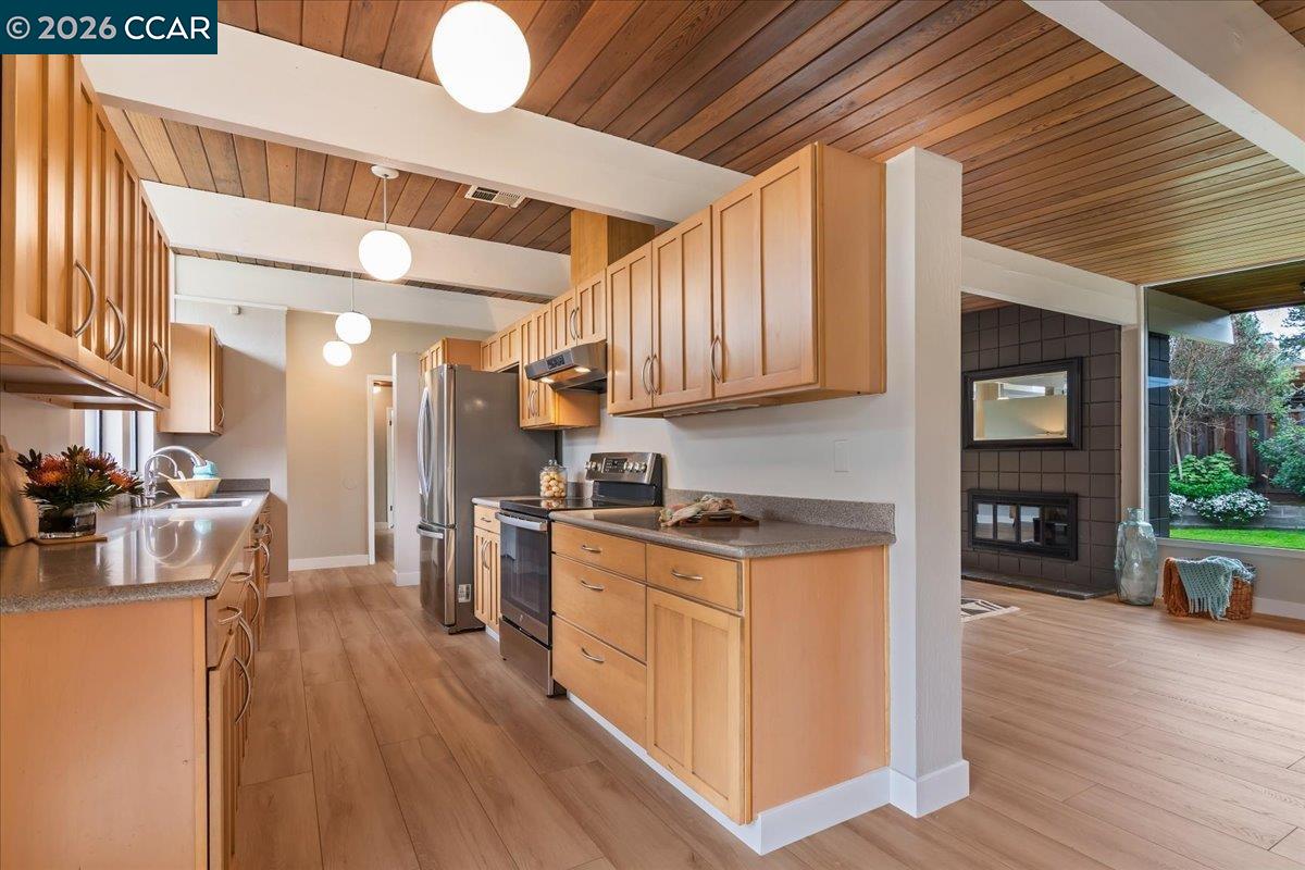 Detail Gallery Image 10 of 36 For 289 El Divisadero Ave, Walnut Creek,  CA 94598 - 4 Beds | 2 Baths