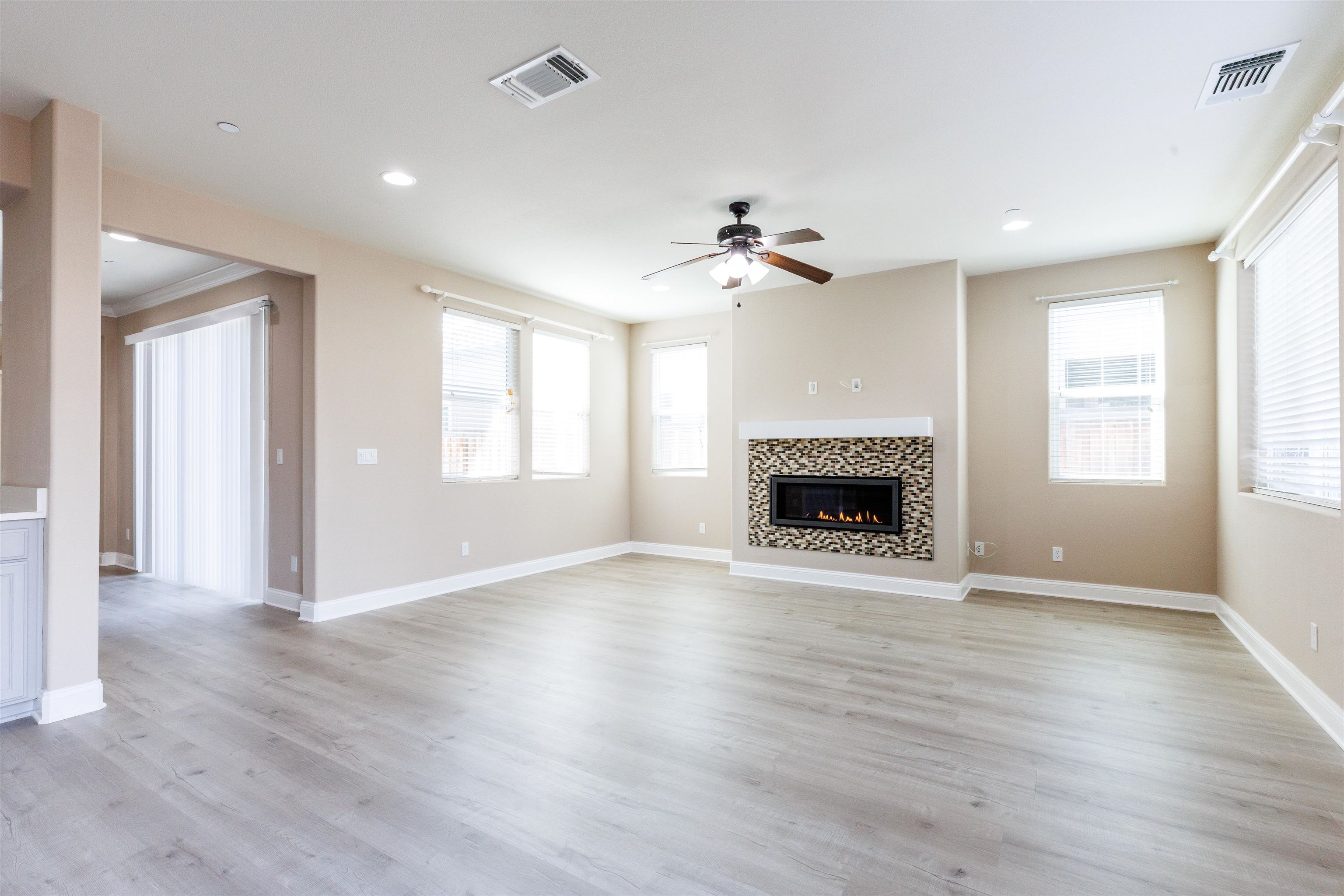 Detail Gallery Image 18 of 19 For 967 Dainty Ave, Brentwood,  CA 94513 - 5 Beds | 4 Baths