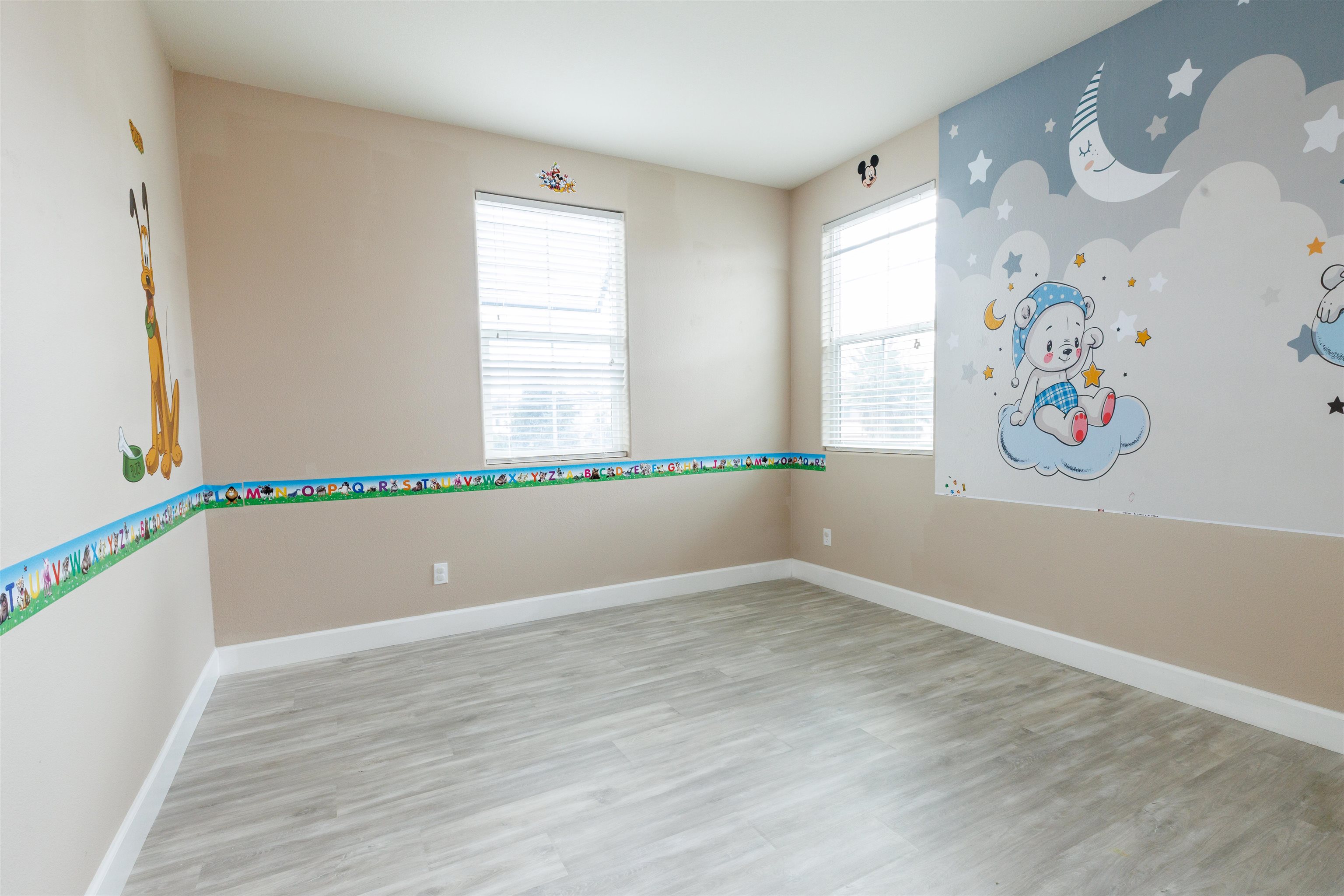 Detail Gallery Image 8 of 19 For 967 Dainty Ave, Brentwood,  CA 94513 - 5 Beds | 4 Baths