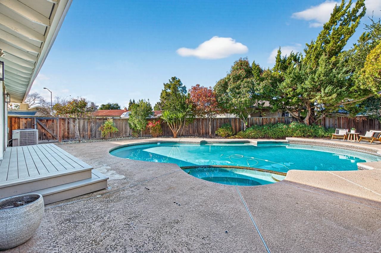 Detail Gallery Image 31 of 49 For 2215 Sherry Ct, Livermore,  CA 94550 - 4 Beds | 3 Baths