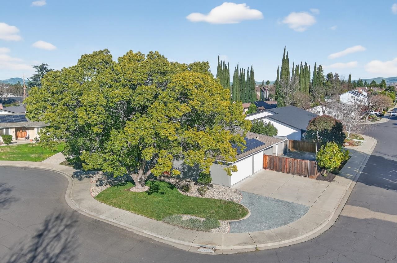 Detail Gallery Image 42 of 49 For 2215 Sherry Ct, Livermore,  CA 94550 - 4 Beds | 3 Baths