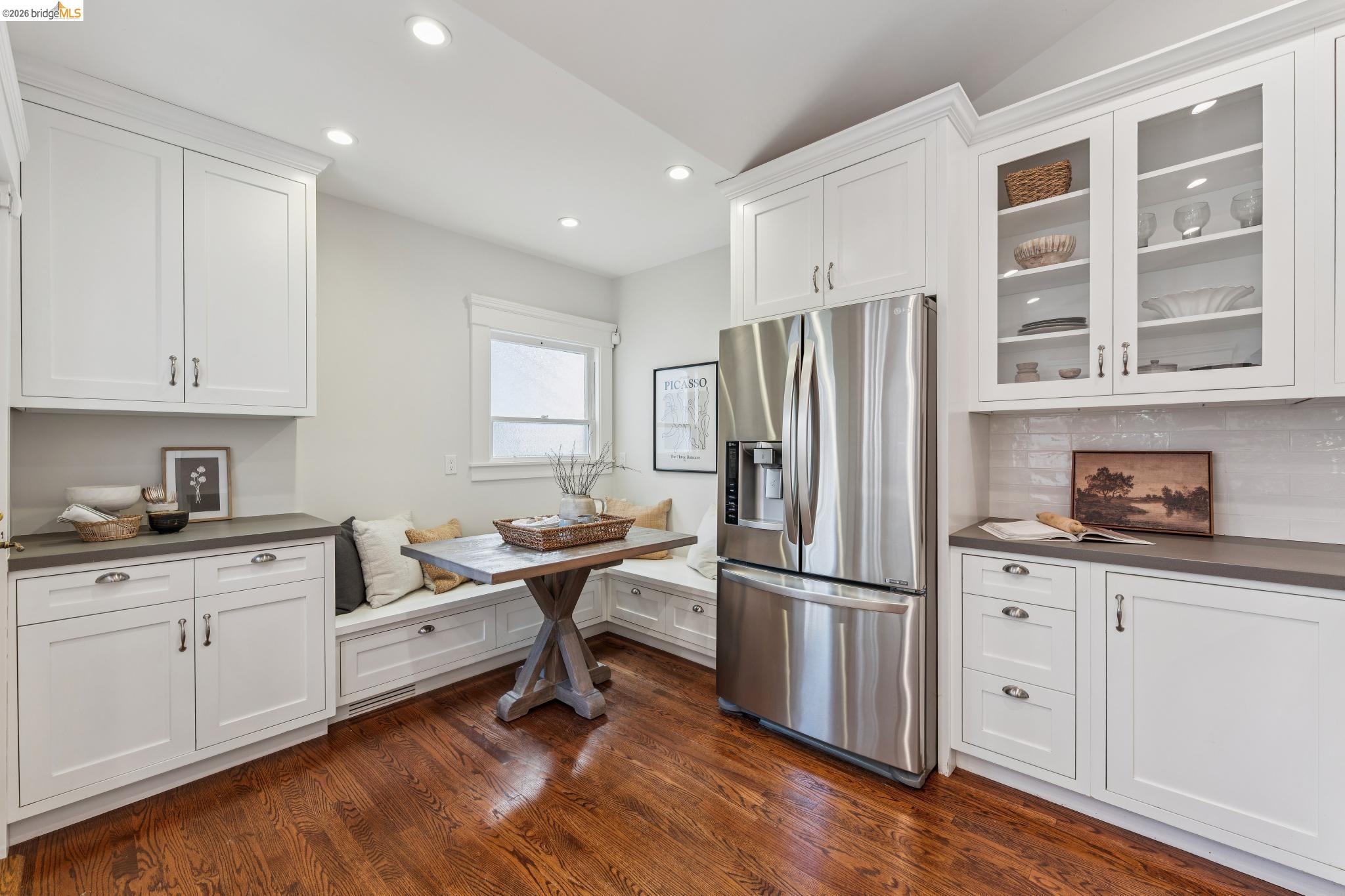 Detail Gallery Image 13 of 60 For 23 Monte Avenue, Piedmont,  CA 94611 - 4 Beds | 4 Baths