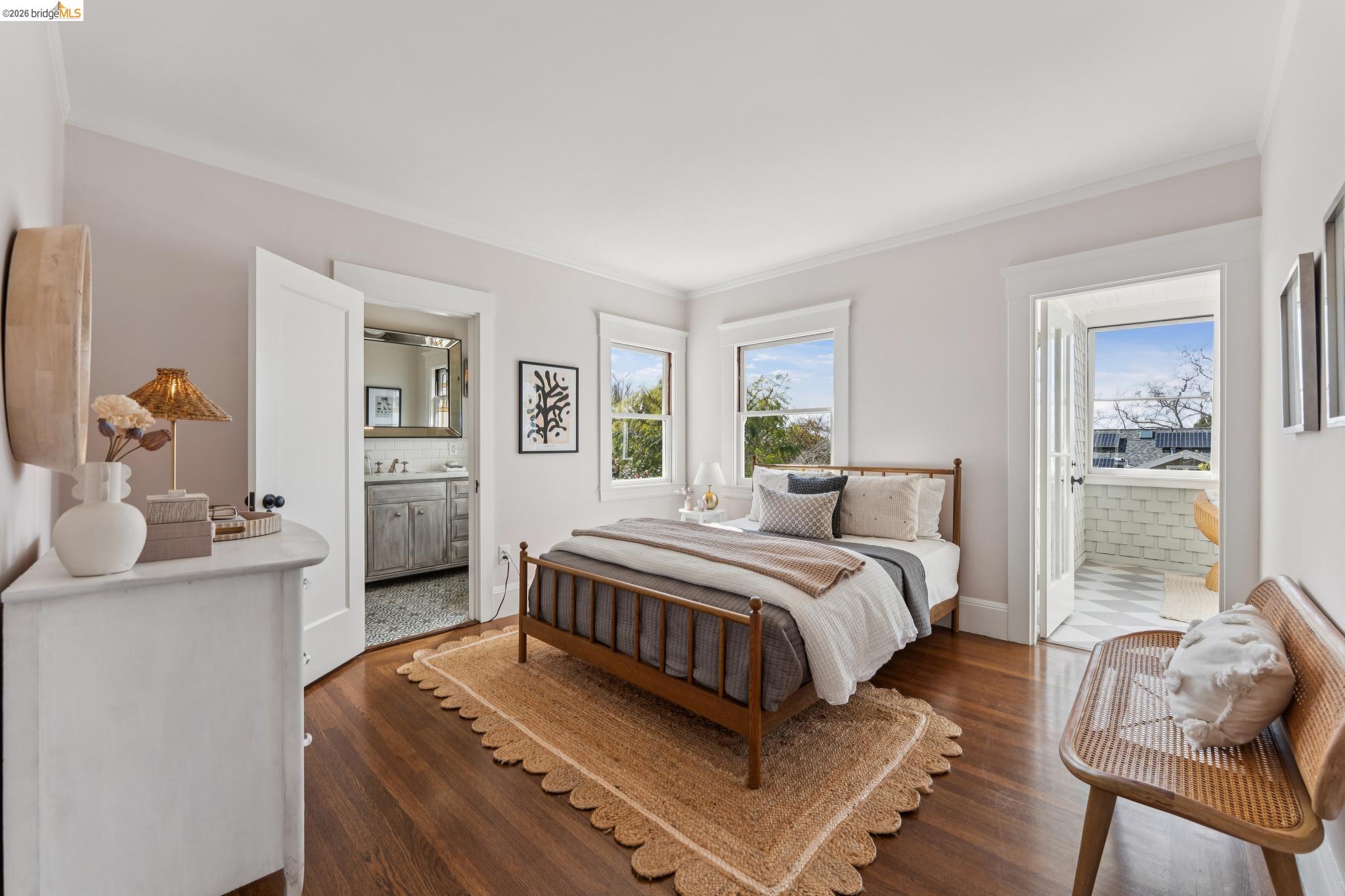 Detail Gallery Image 25 of 60 For 23 Monte Avenue, Piedmont,  CA 94611 - 4 Beds | 4 Baths