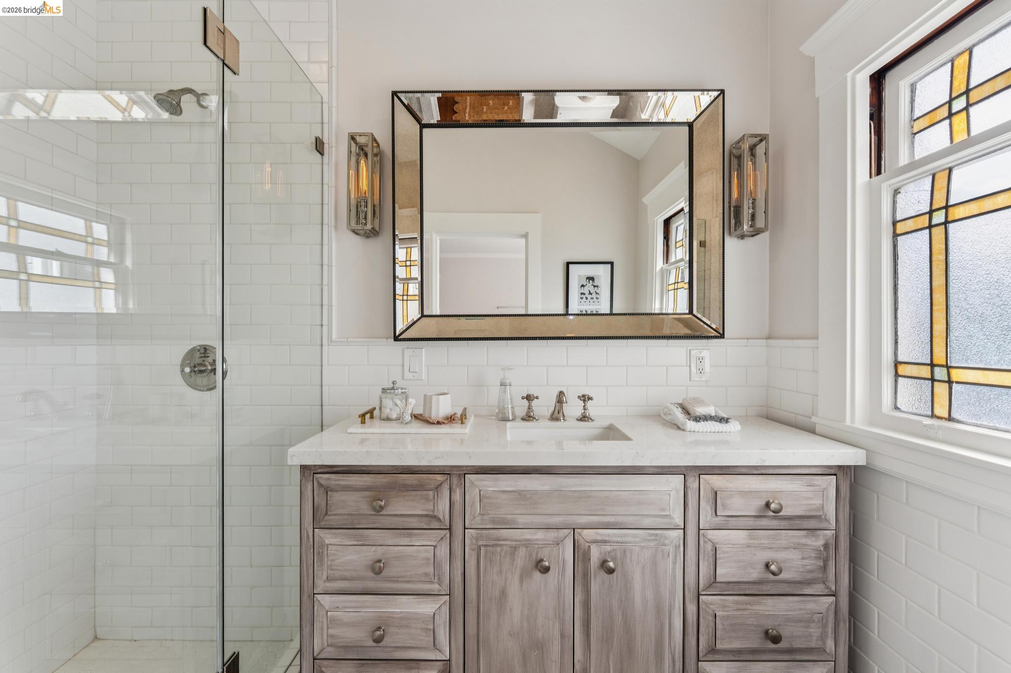 Detail Gallery Image 27 of 60 For 23 Monte Avenue, Piedmont,  CA 94611 - 4 Beds | 4 Baths