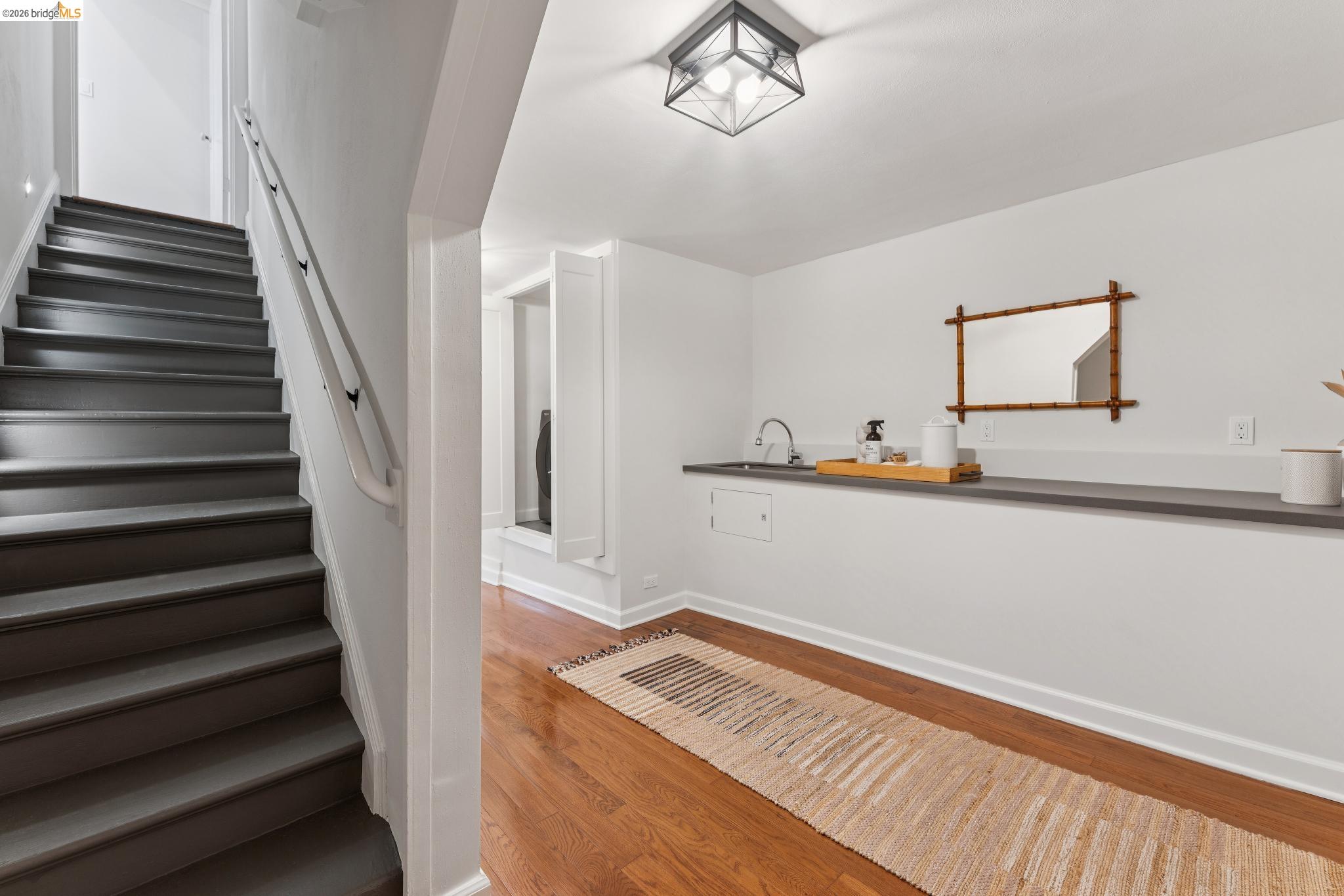 Detail Gallery Image 43 of 60 For 23 Monte Avenue, Piedmont,  CA 94611 - 4 Beds | 4 Baths