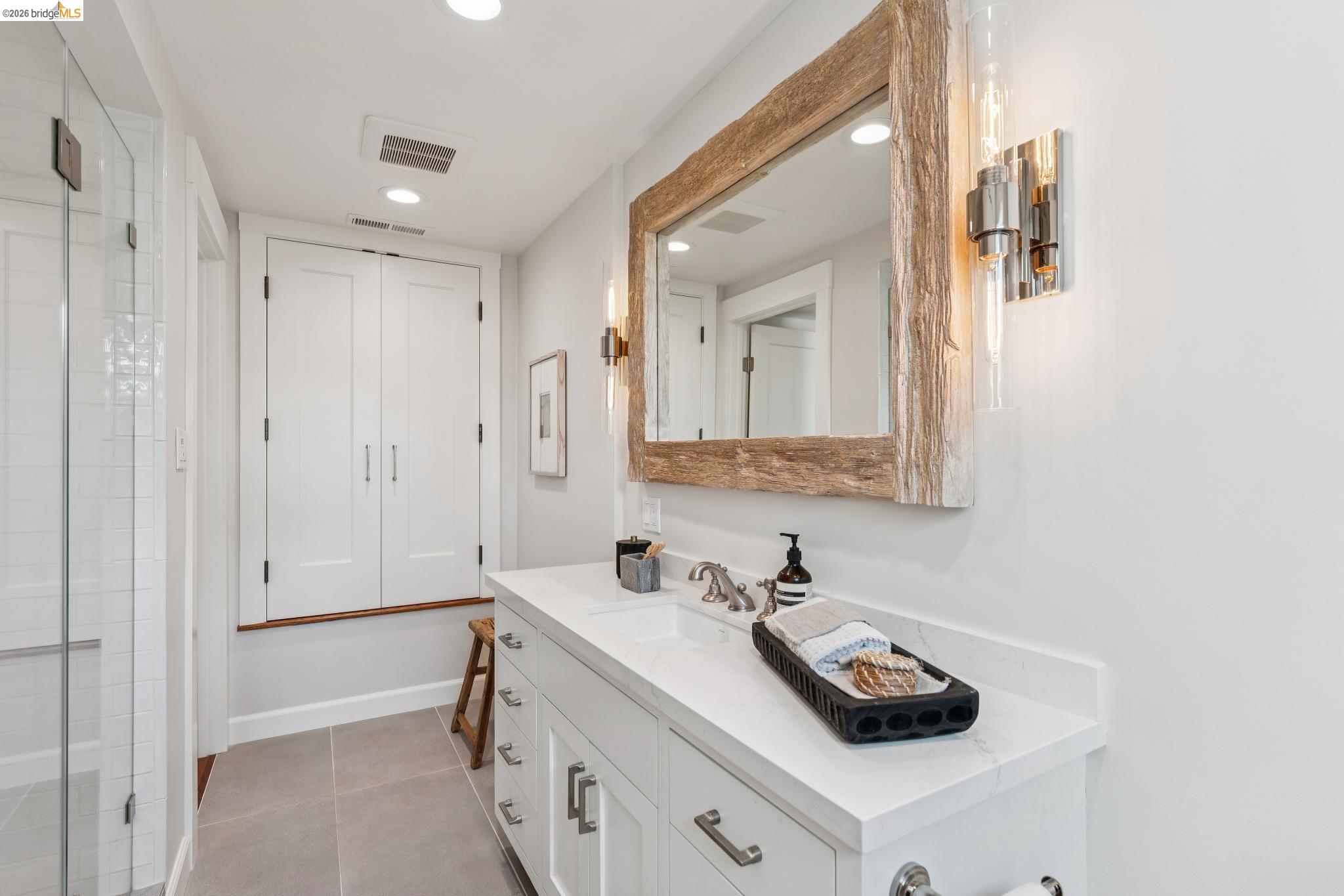 Detail Gallery Image 48 of 60 For 23 Monte Avenue, Piedmont,  CA 94611 - 4 Beds | 4 Baths