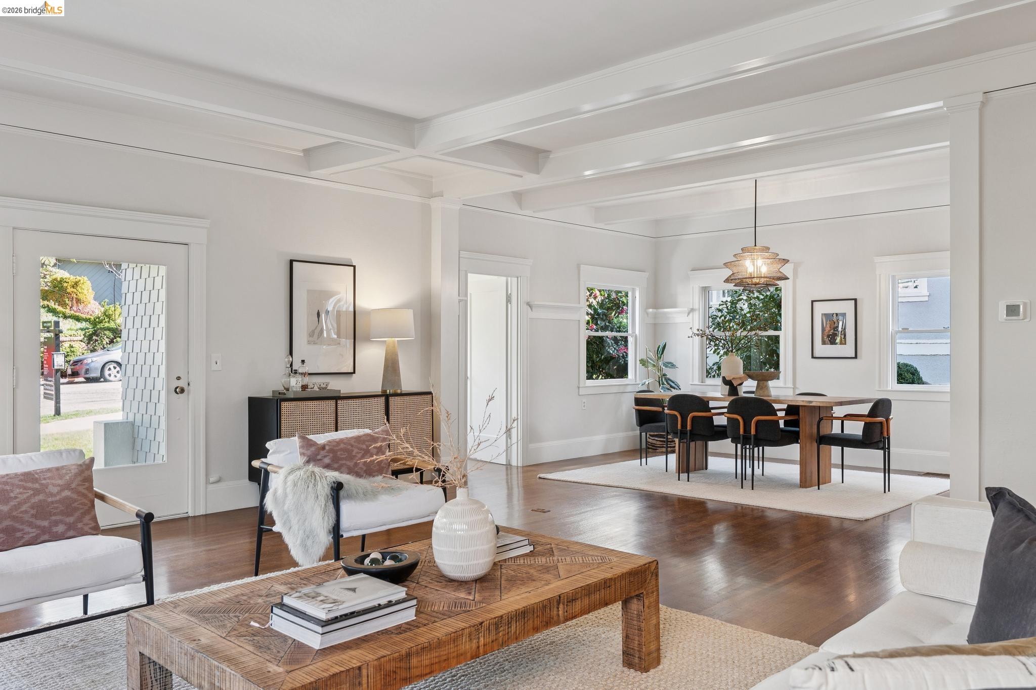 Detail Gallery Image 6 of 60 For 23 Monte Avenue, Piedmont,  CA 94611 - 4 Beds | 4 Baths