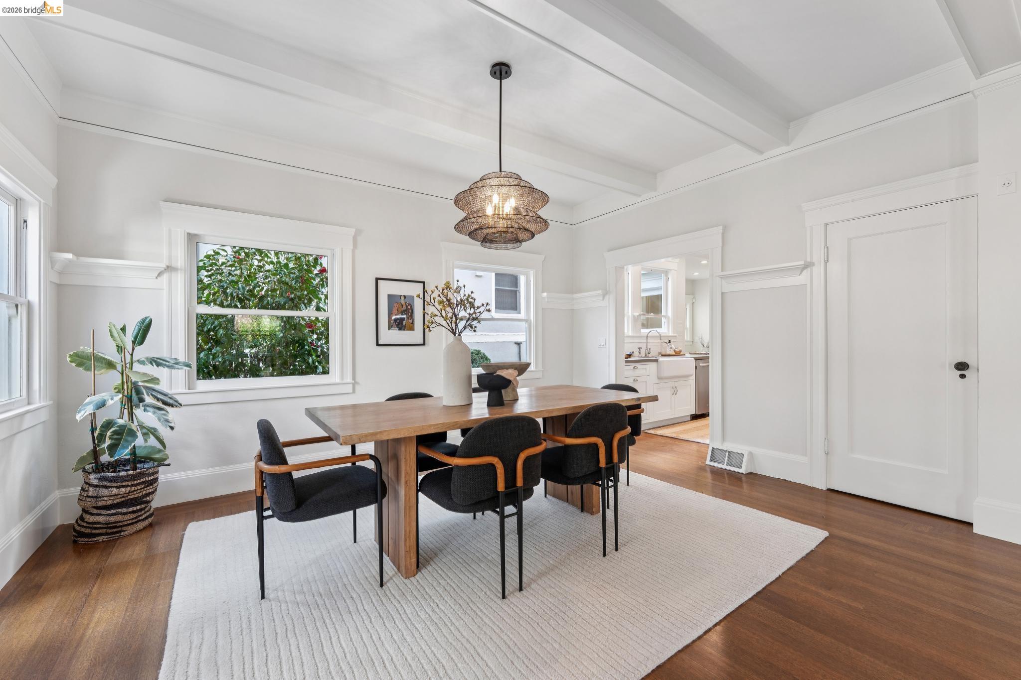 Detail Gallery Image 8 of 60 For 23 Monte Avenue, Piedmont,  CA 94611 - 4 Beds | 4 Baths