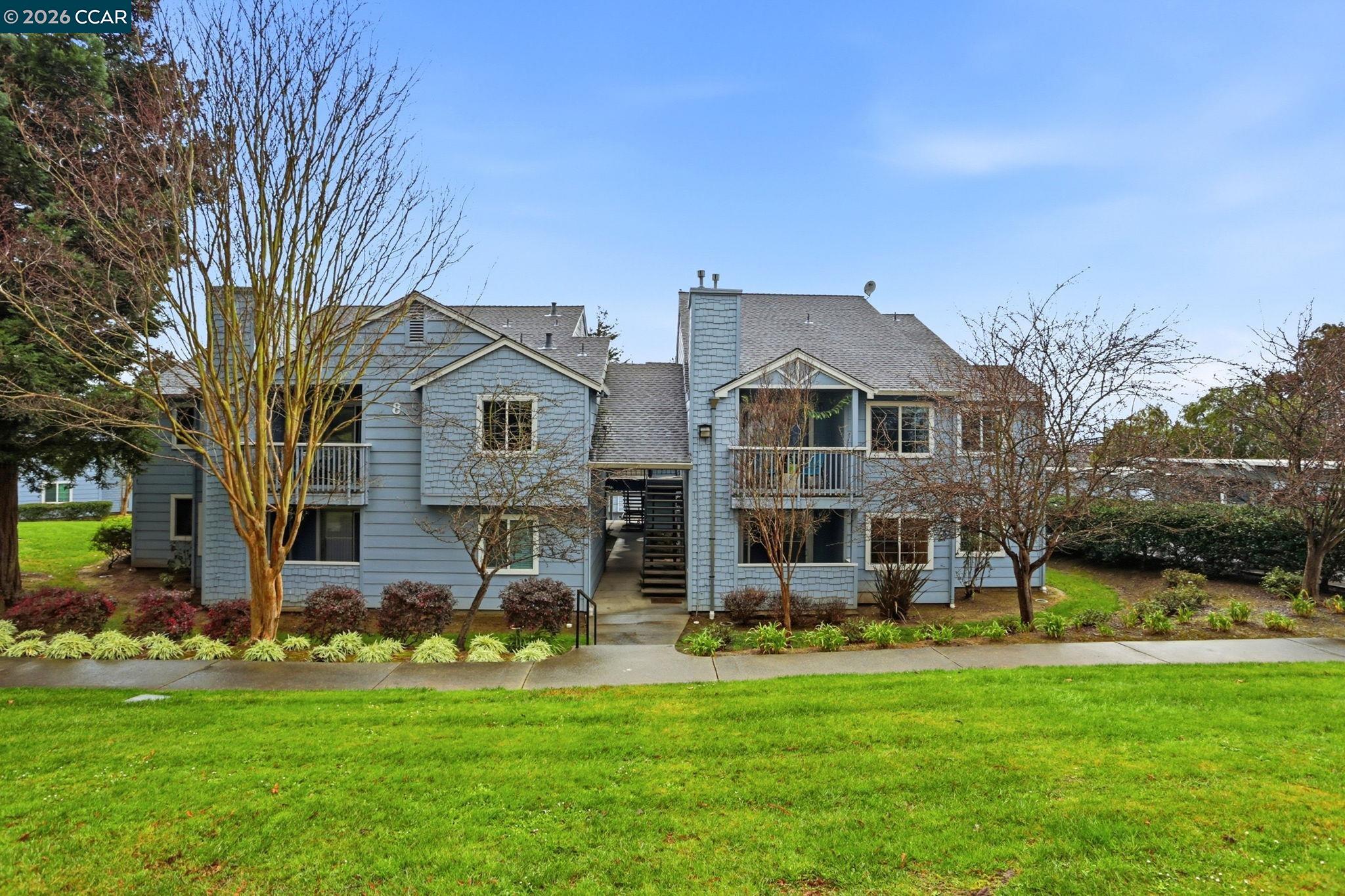 Detail Gallery Image 2 of 23 For 225 Lighthouse Dr, Vallejo,  CA 94590 - 1 Beds | 1 Baths