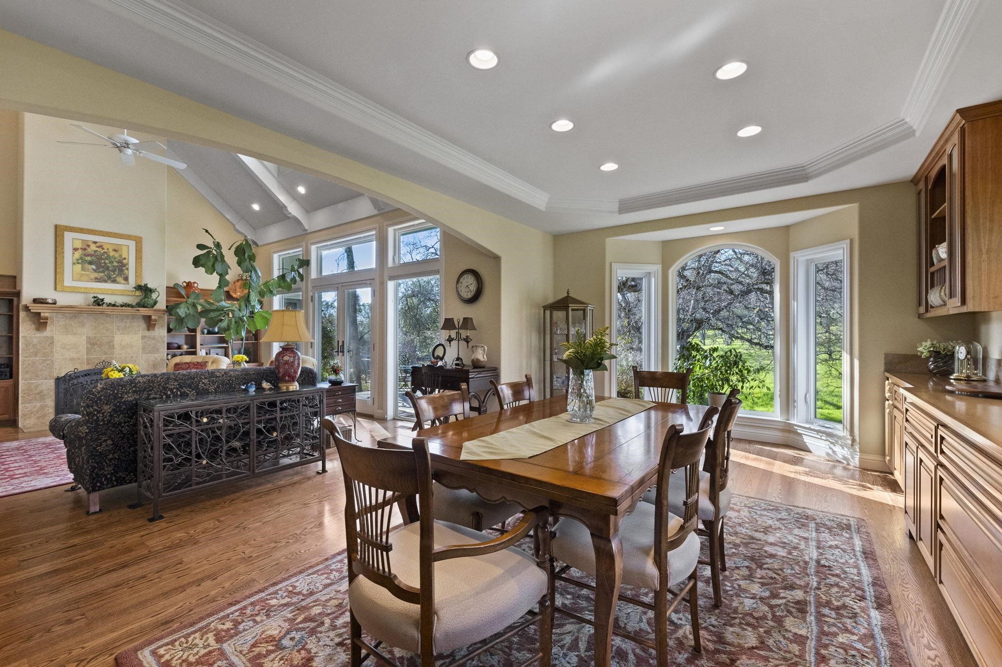 Detail Gallery Image 12 of 45 For 18558 Olov Rd, Sonora,  CA 95370 - 3 Beds | 2/1 Baths