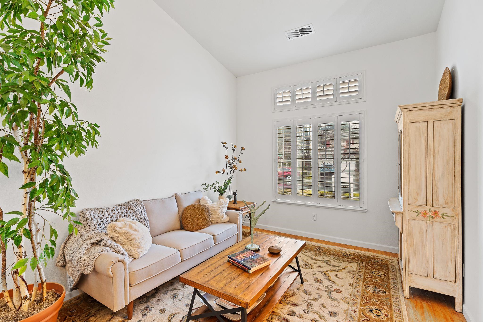 Detail Gallery Image 4 of 50 For 512 Red Rome Ln, Brentwood,  CA 94513 - 4 Beds | 2 Baths