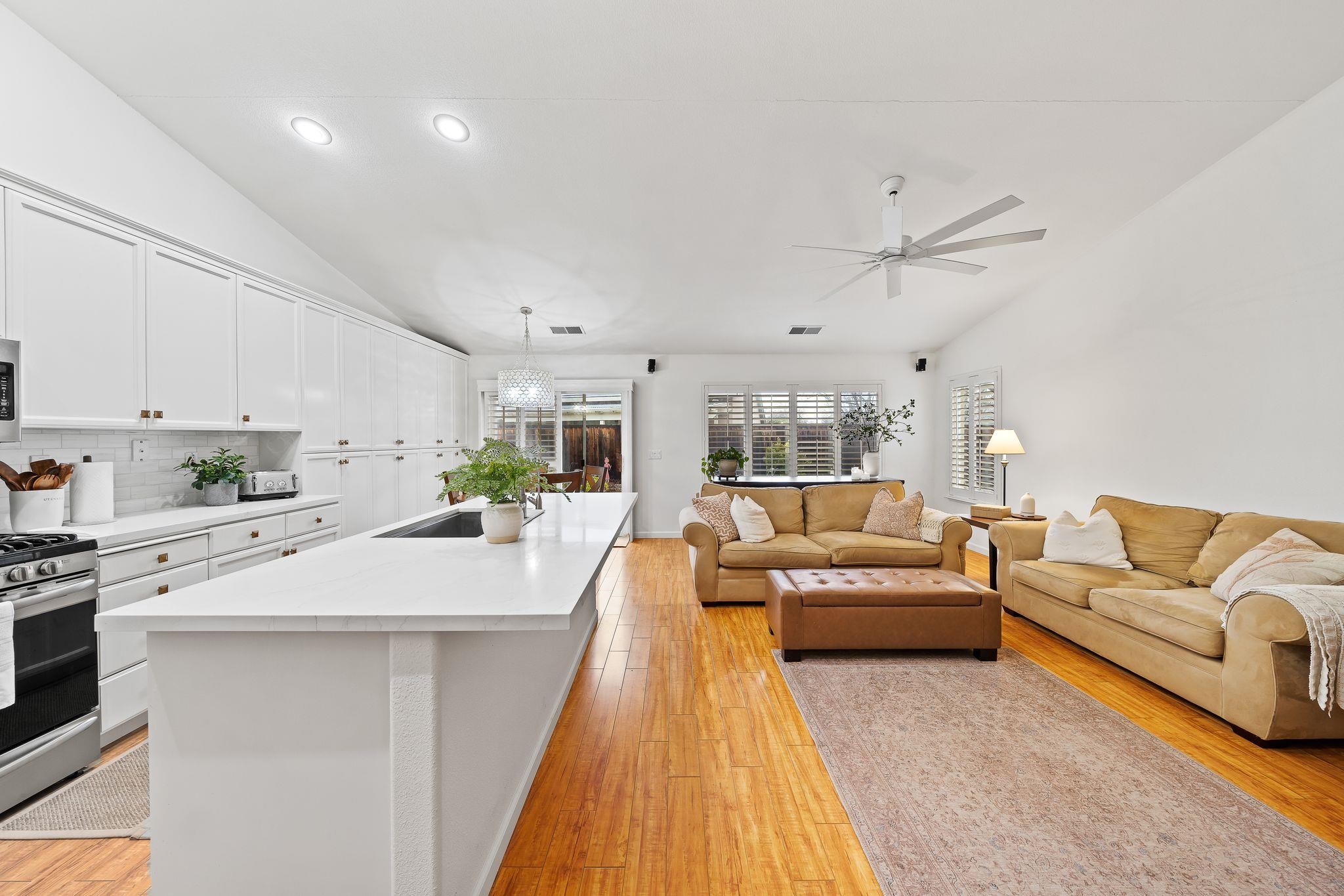 Detail Gallery Image 8 of 50 For 512 Red Rome Ln, Brentwood,  CA 94513 - 4 Beds | 2 Baths