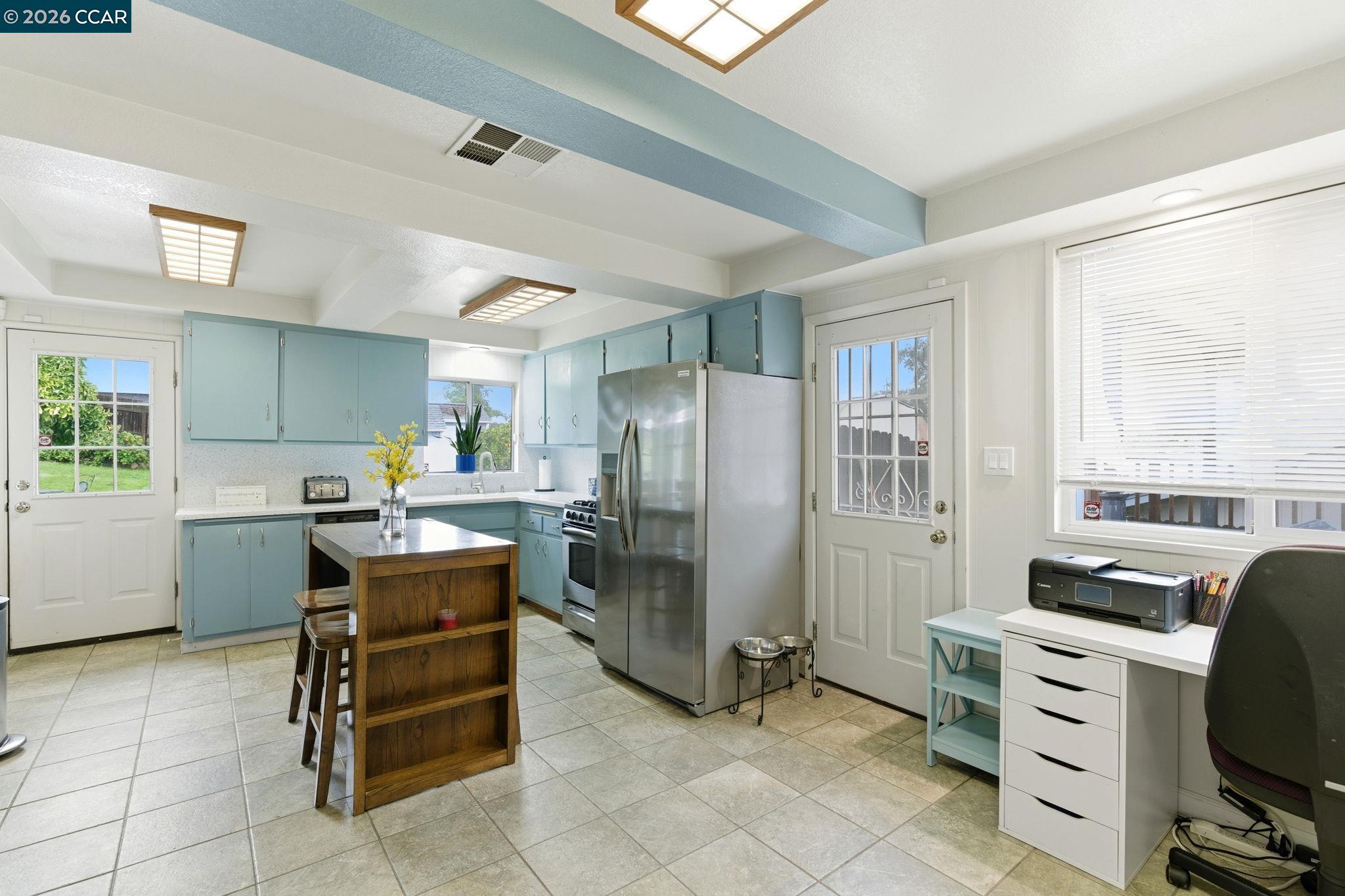 Detail Gallery Image 14 of 42 For 9 Morello Heights Dr, Martinez,  CA 94553 - 3 Beds | 2 Baths