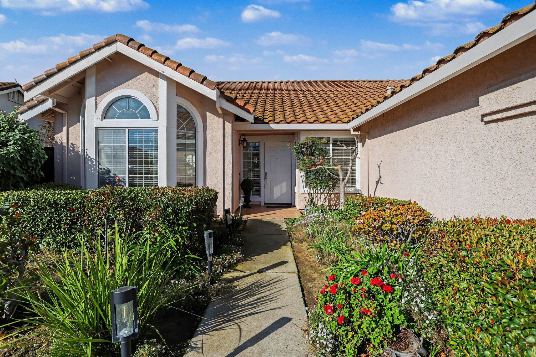 Detail Gallery Image 5 of 29 For 4509 La Casa Ct, Oakley,  CA 94561 - 4 Beds | 2 Baths