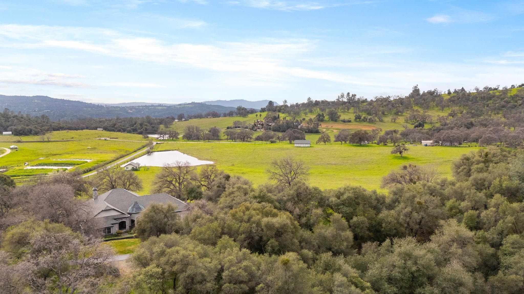 Detail Gallery Image 2 of 59 For 8650 Fraguero Rd, Sonora,  CA 95370 - 3 Beds | 2 Baths