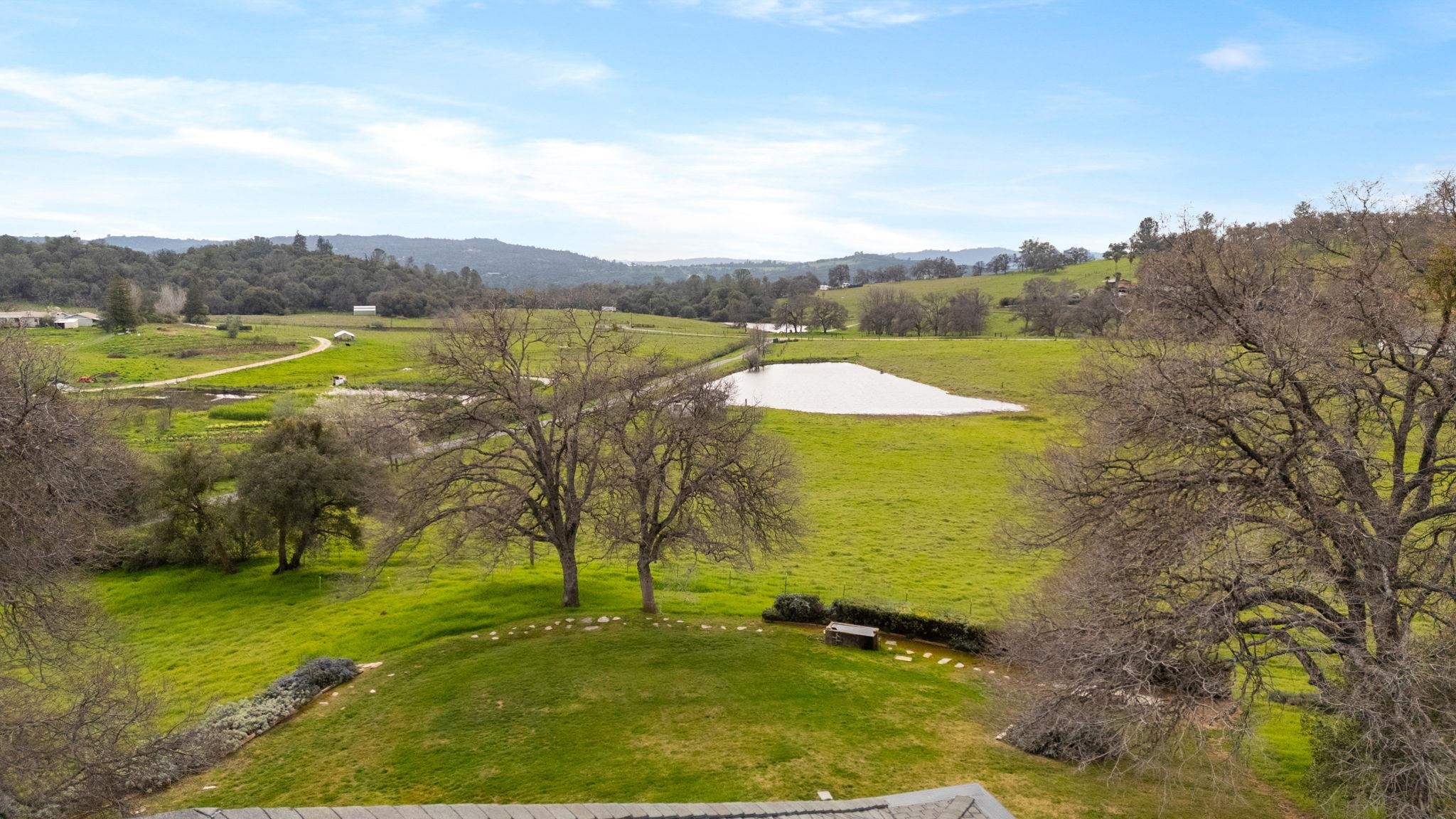 Detail Gallery Image 3 of 59 For 8650 Fraguero Rd, Sonora,  CA 95370 - 3 Beds | 2 Baths