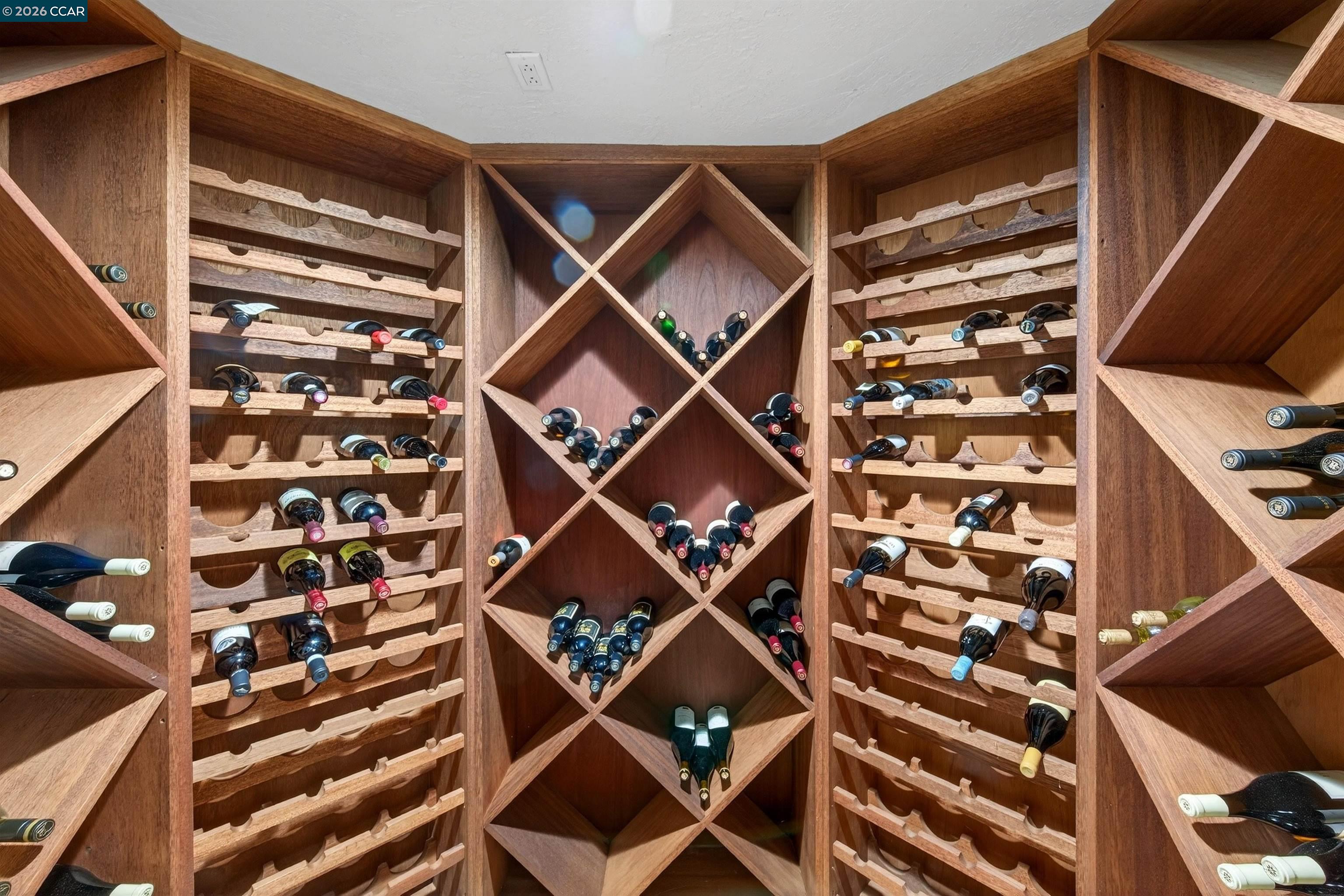 Detail Gallery Image 26 of 60 For 214 S Ridge Ct, Danville,  CA 94506 - 5 Beds | 5/1 Baths