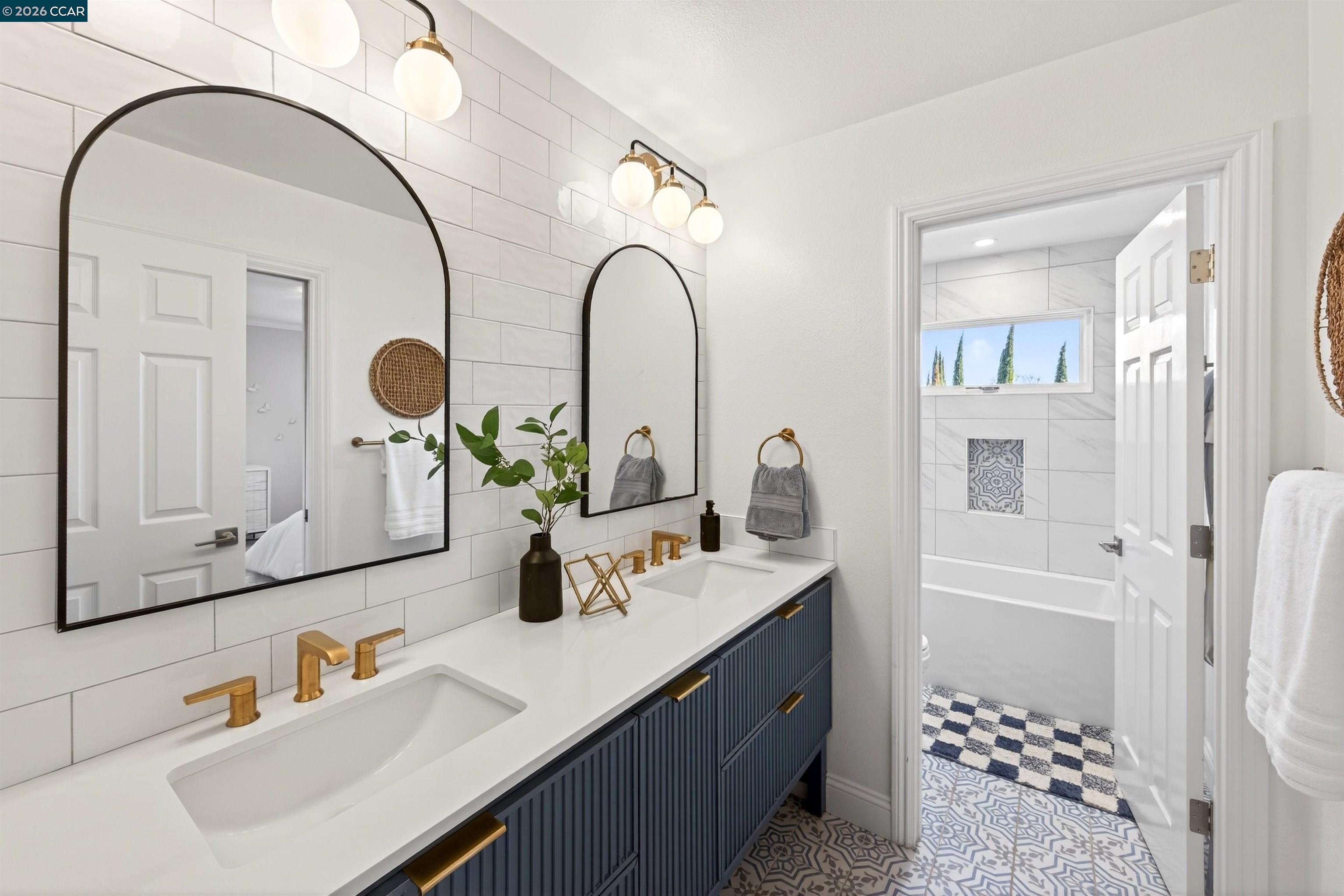 Detail Gallery Image 43 of 60 For 214 S Ridge Ct, Danville,  CA 94506 - 5 Beds | 5/1 Baths