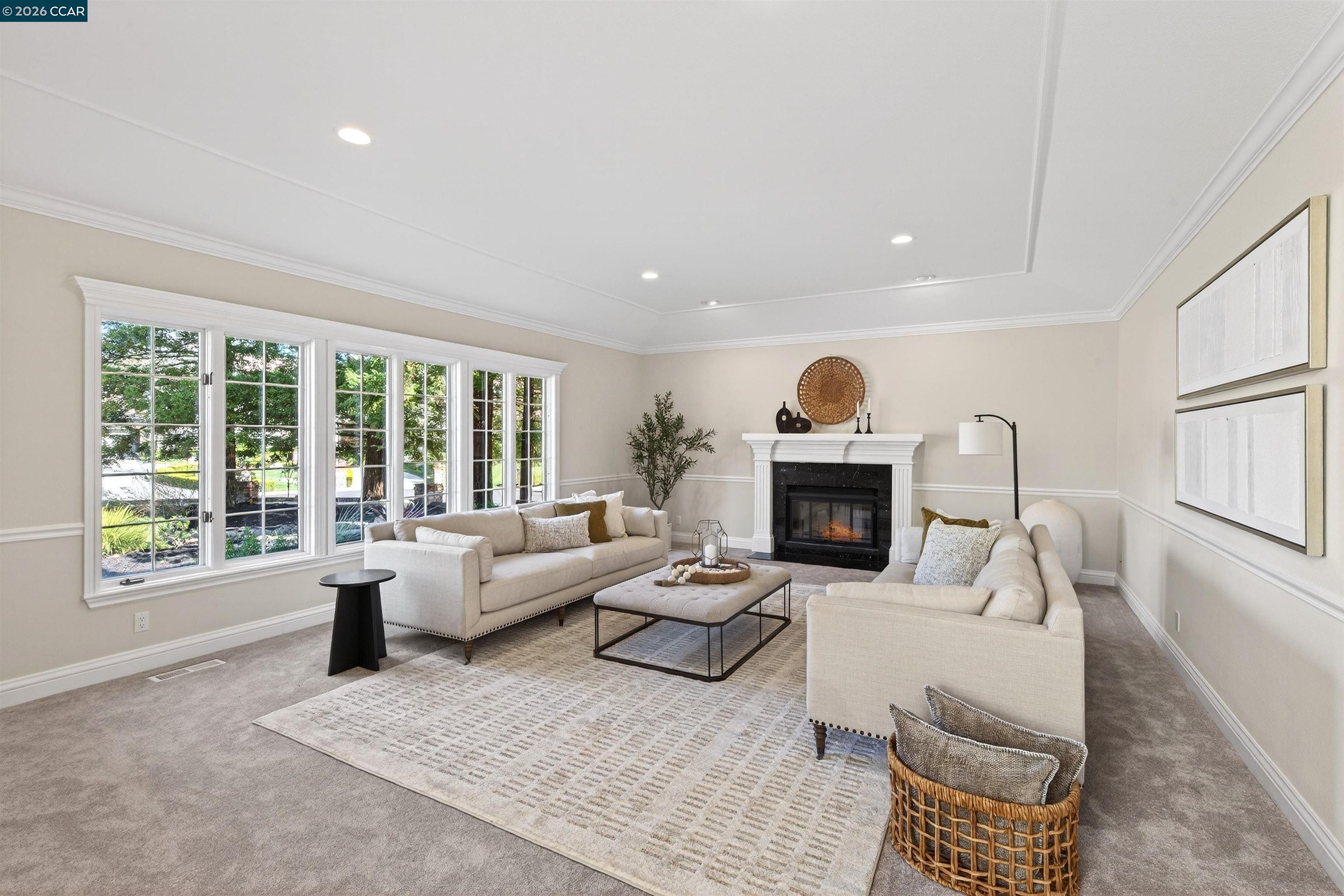 Detail Gallery Image 8 of 60 For 214 S Ridge Ct, Danville,  CA 94506 - 5 Beds | 5/1 Baths