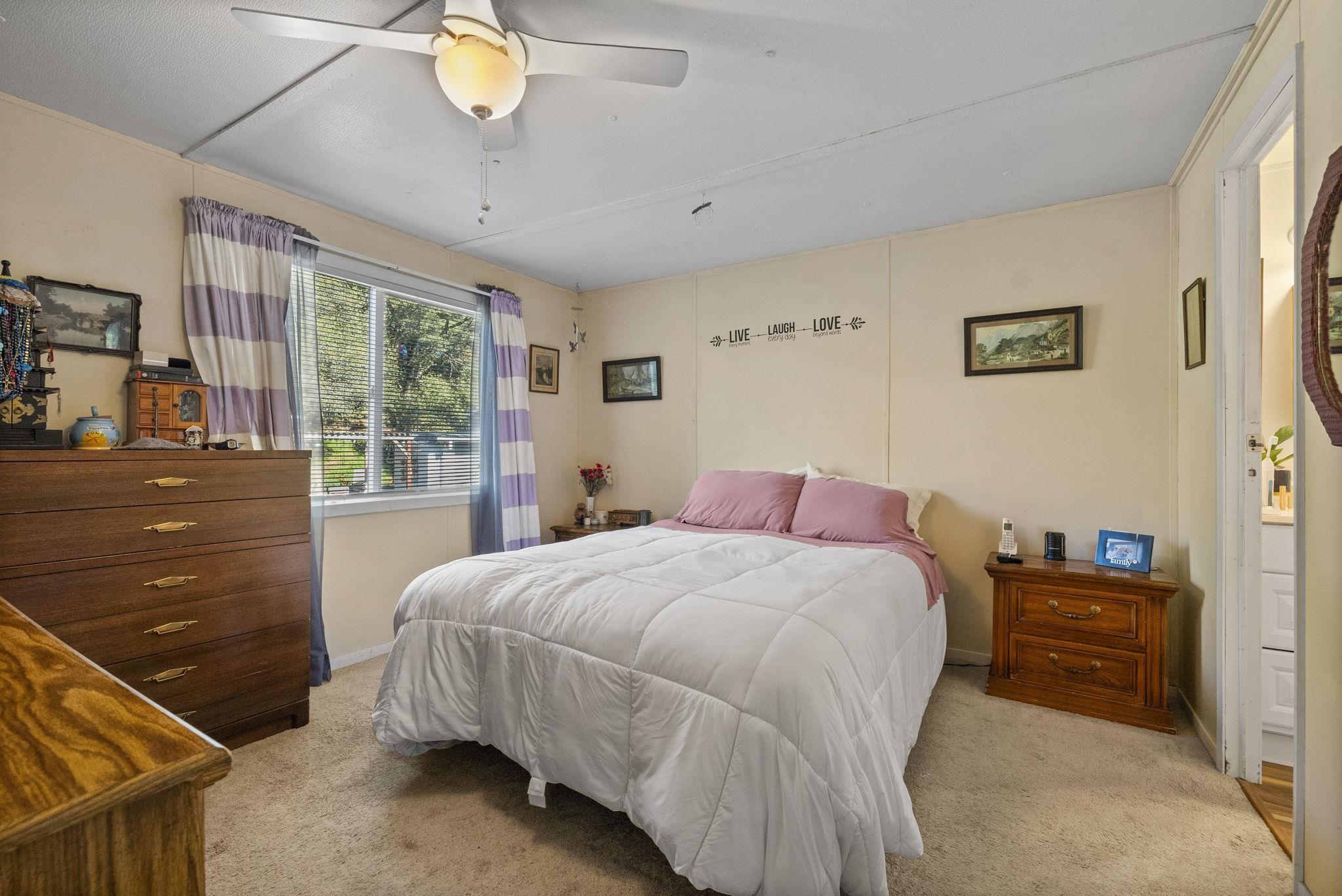 Detail Gallery Image 13 of 31 For 11991 Black Dr, Big Oak Flat,  CA 95305 - 3 Beds | 2 Baths