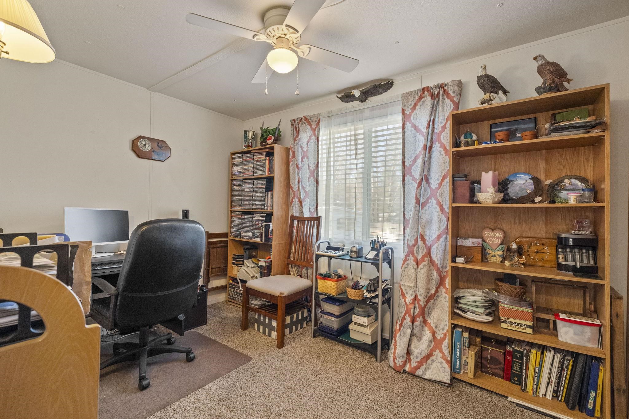 Detail Gallery Image 15 of 31 For 11991 Black Dr, Big Oak Flat,  CA 95305 - 3 Beds | 2 Baths