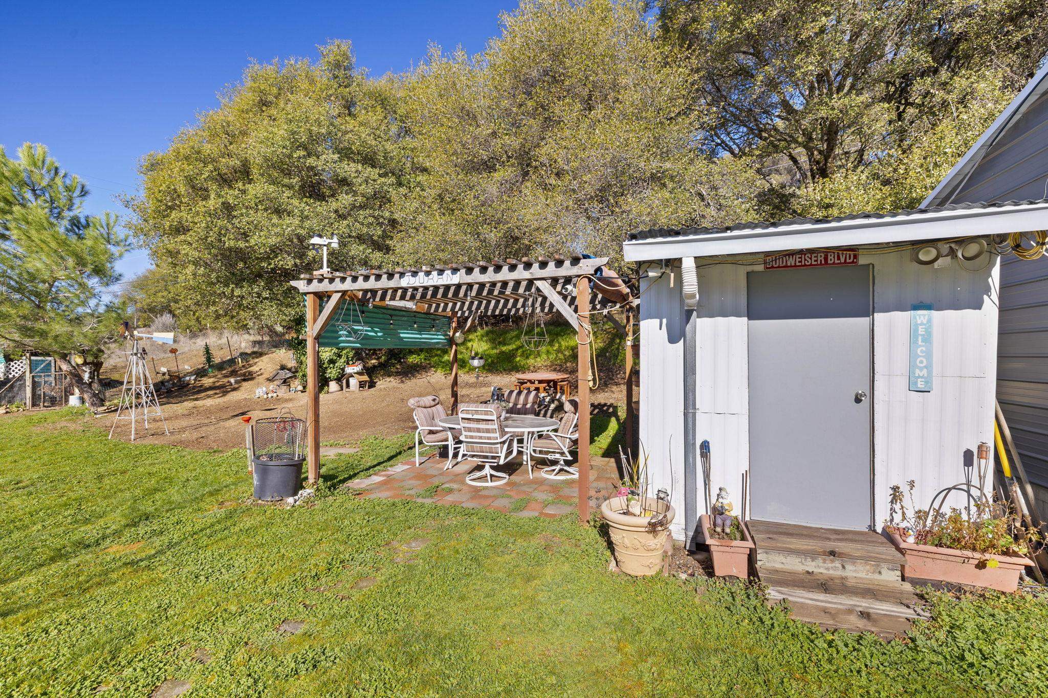 Detail Gallery Image 22 of 31 For 11991 Black Dr, Big Oak Flat,  CA 95305 - 3 Beds | 2 Baths