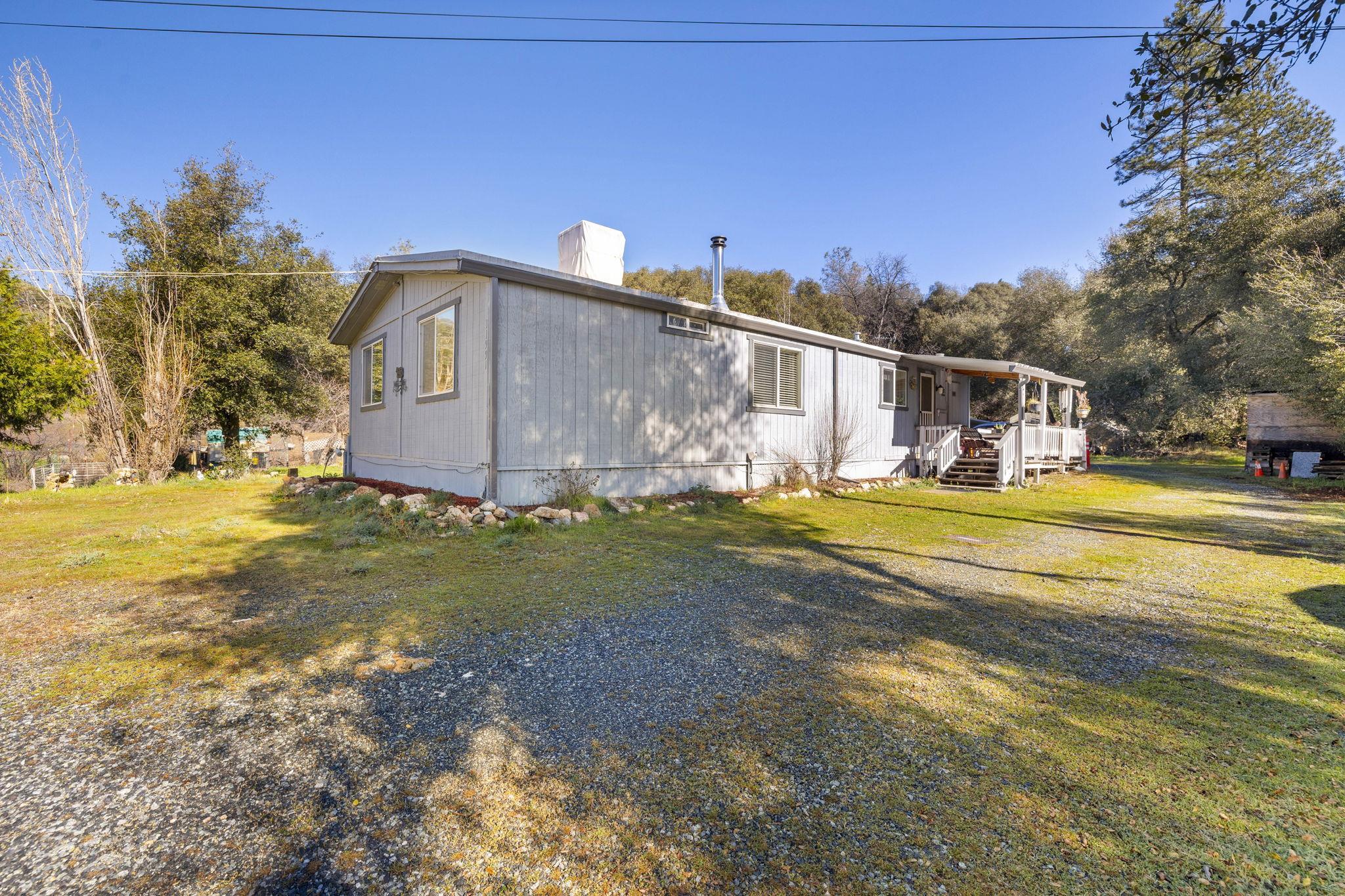 Detail Gallery Image 27 of 31 For 11991 Black Dr, Big Oak Flat,  CA 95305 - 3 Beds | 2 Baths