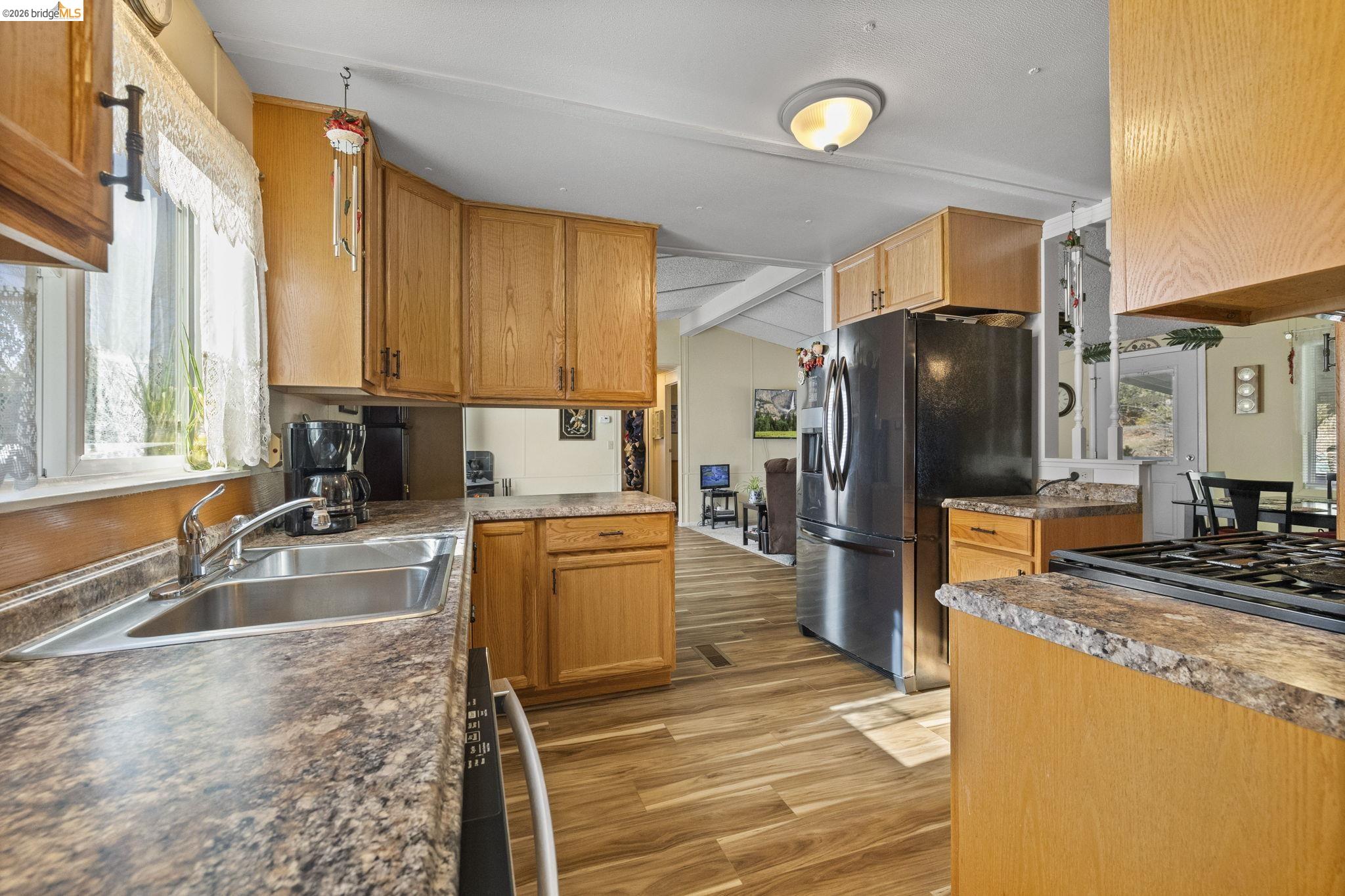 11991 Black Dr, Big Oak Flat CA 95305 — photo 10