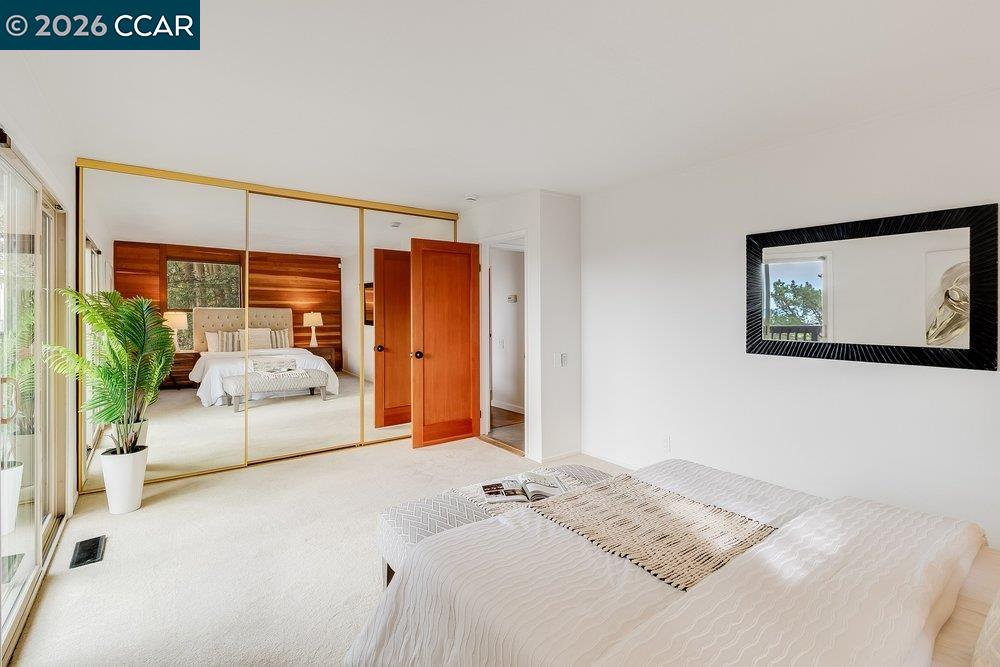 Detail Gallery Image 18 of 57 For 7875 Skyline Blvd, Oakland,  CA 94611 - 3 Beds | 2 Baths