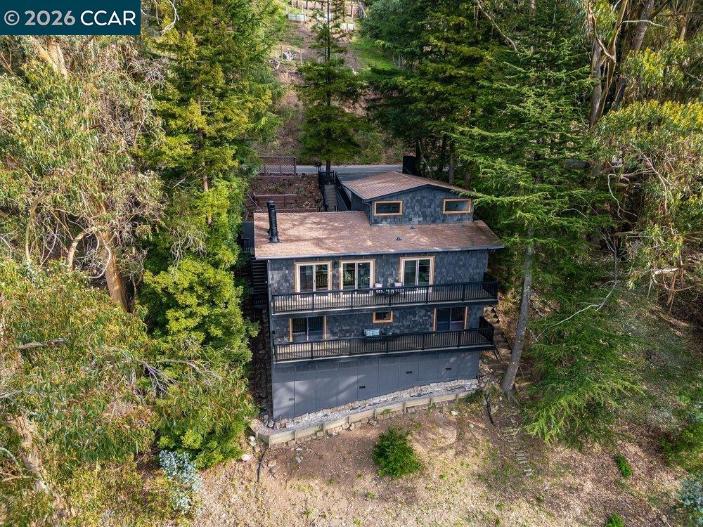 Detail Gallery Image 42 of 57 For 7875 Skyline Blvd, Oakland,  CA 94611 - 3 Beds | 2 Baths