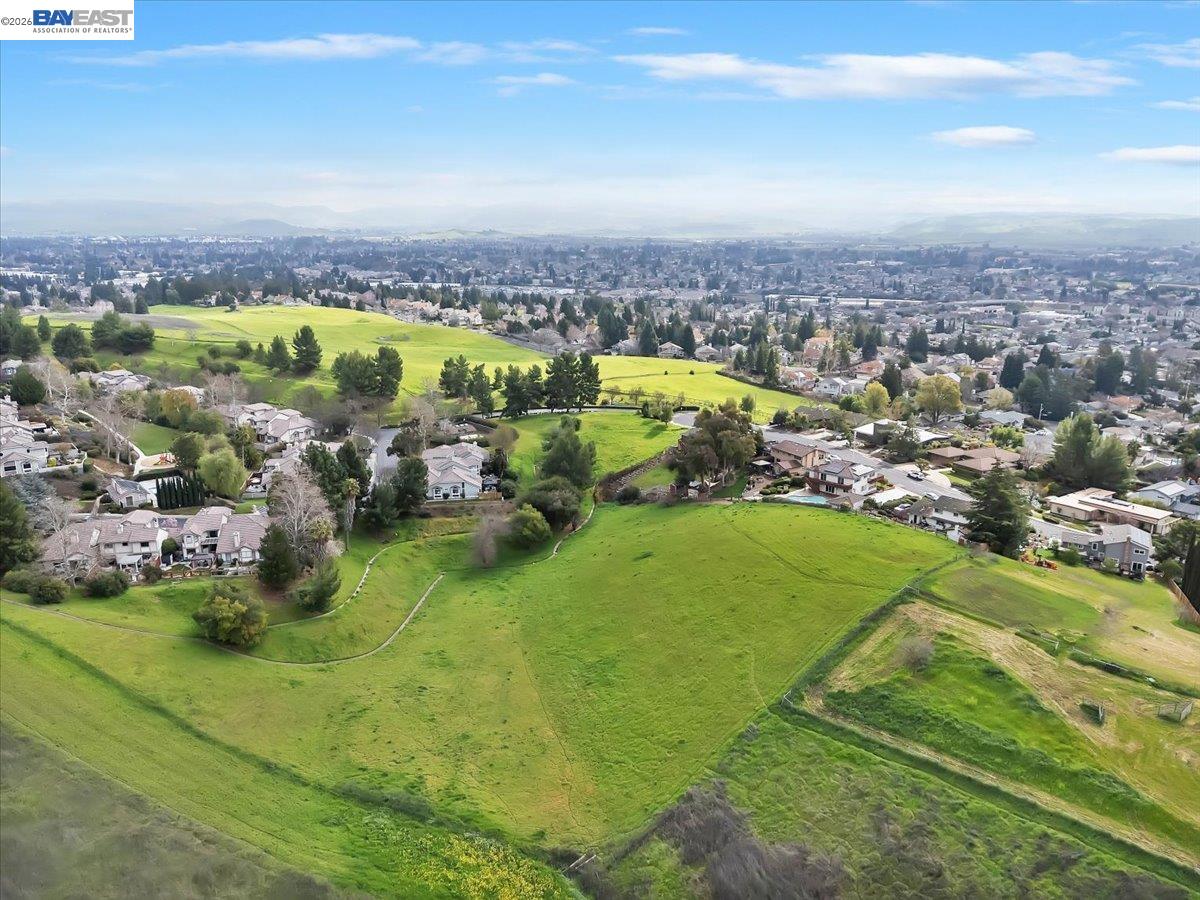 Detail Gallery Image 51 of 53 For 2840 Waverley Way, Livermore,  CA 94551 - 4 Beds | 3 Baths