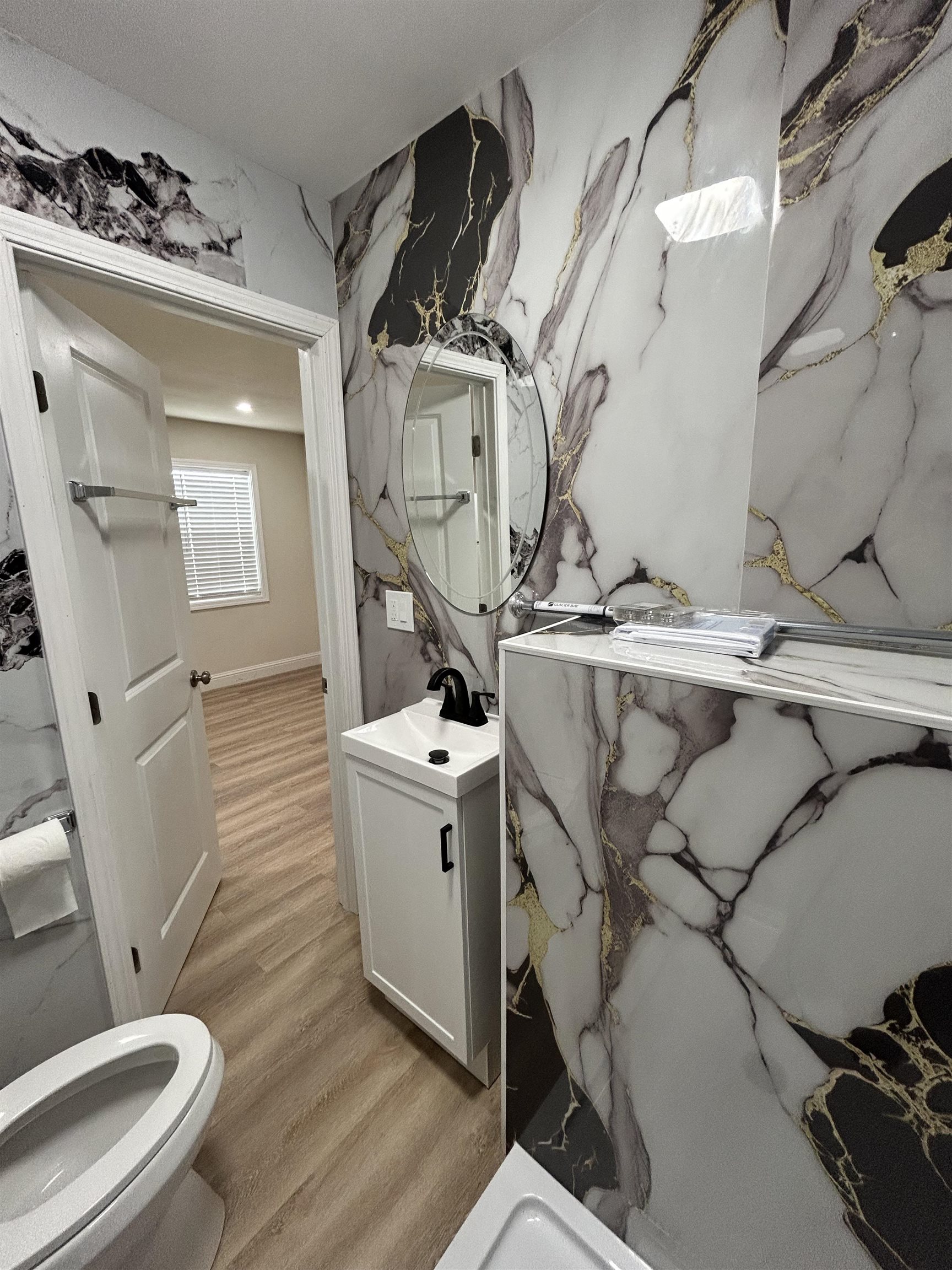 Detail Gallery Image 6 of 7 For 1705 Sutter St a,  Vallejo,  CA 94590 - 1 Beds | 1 Baths