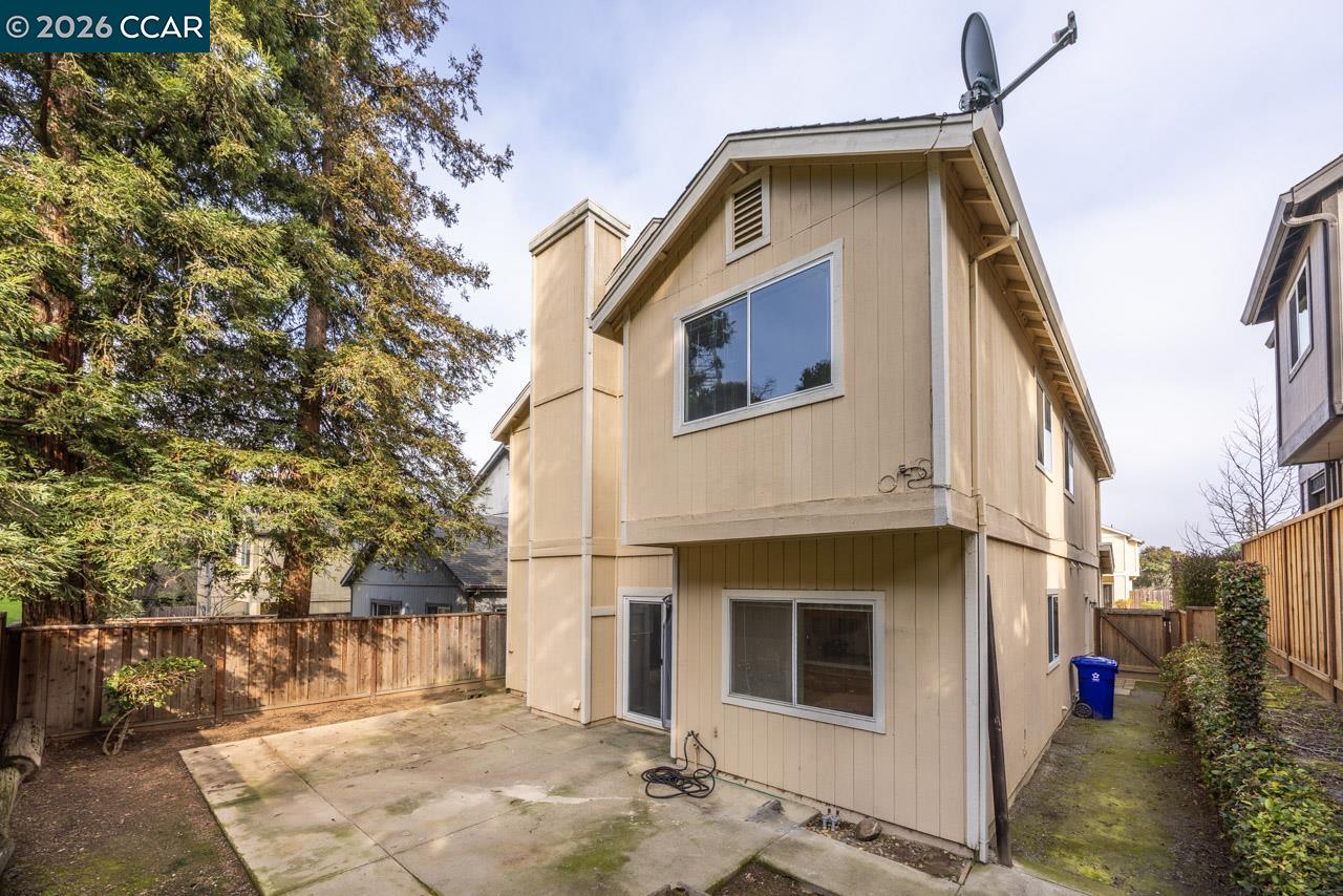 Detail Gallery Image 21 of 21 For 122 Bridgeview Ct, Crockett,  CA 94525 - 4 Beds | 2/1 Baths