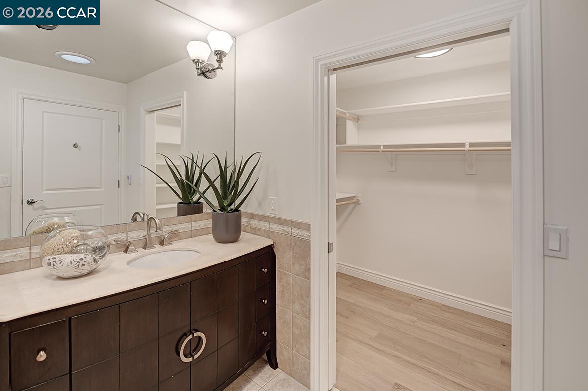 Photo #32: 41124067 Listing: Photo #32