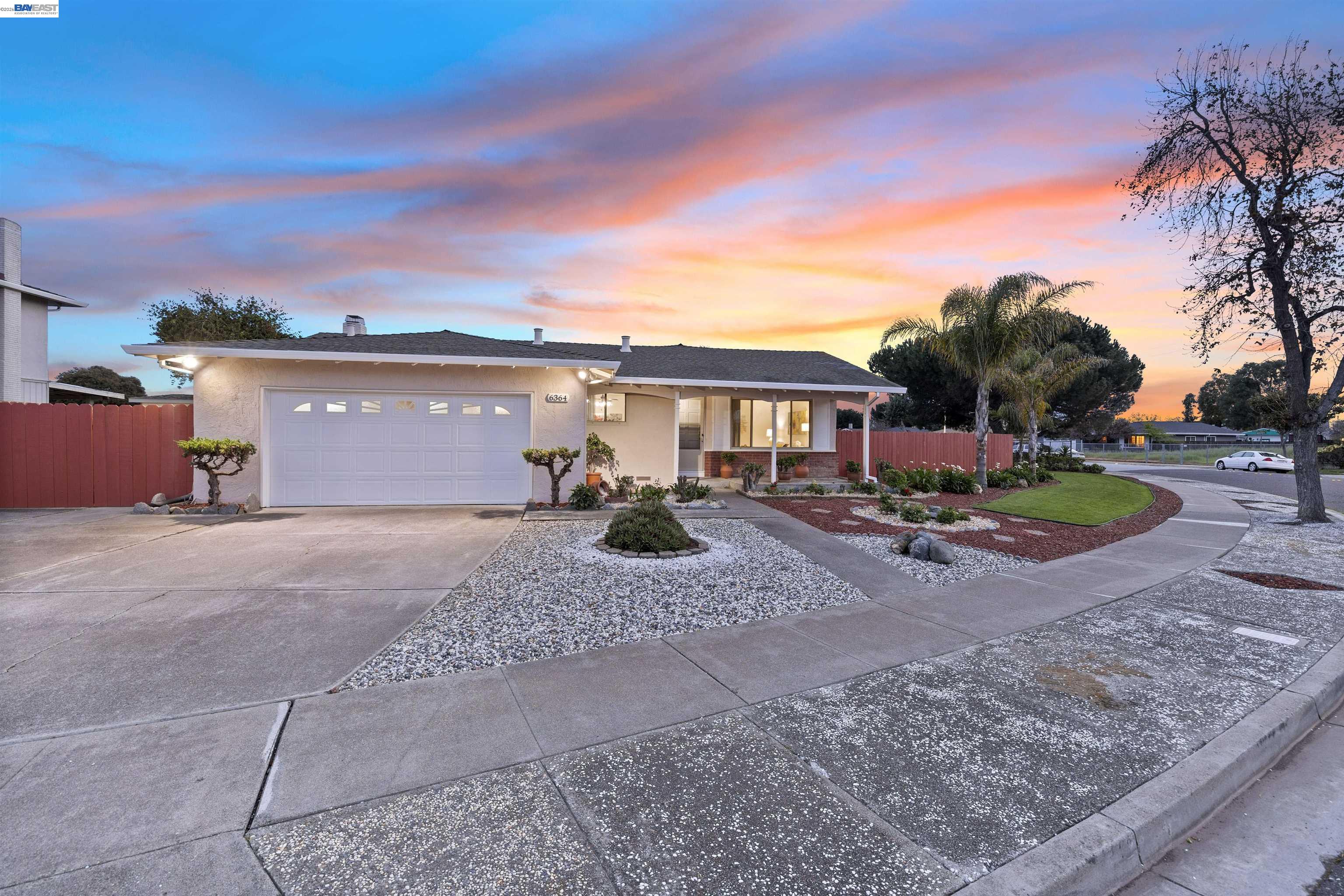 Front Image Thumbnail for BE41124070