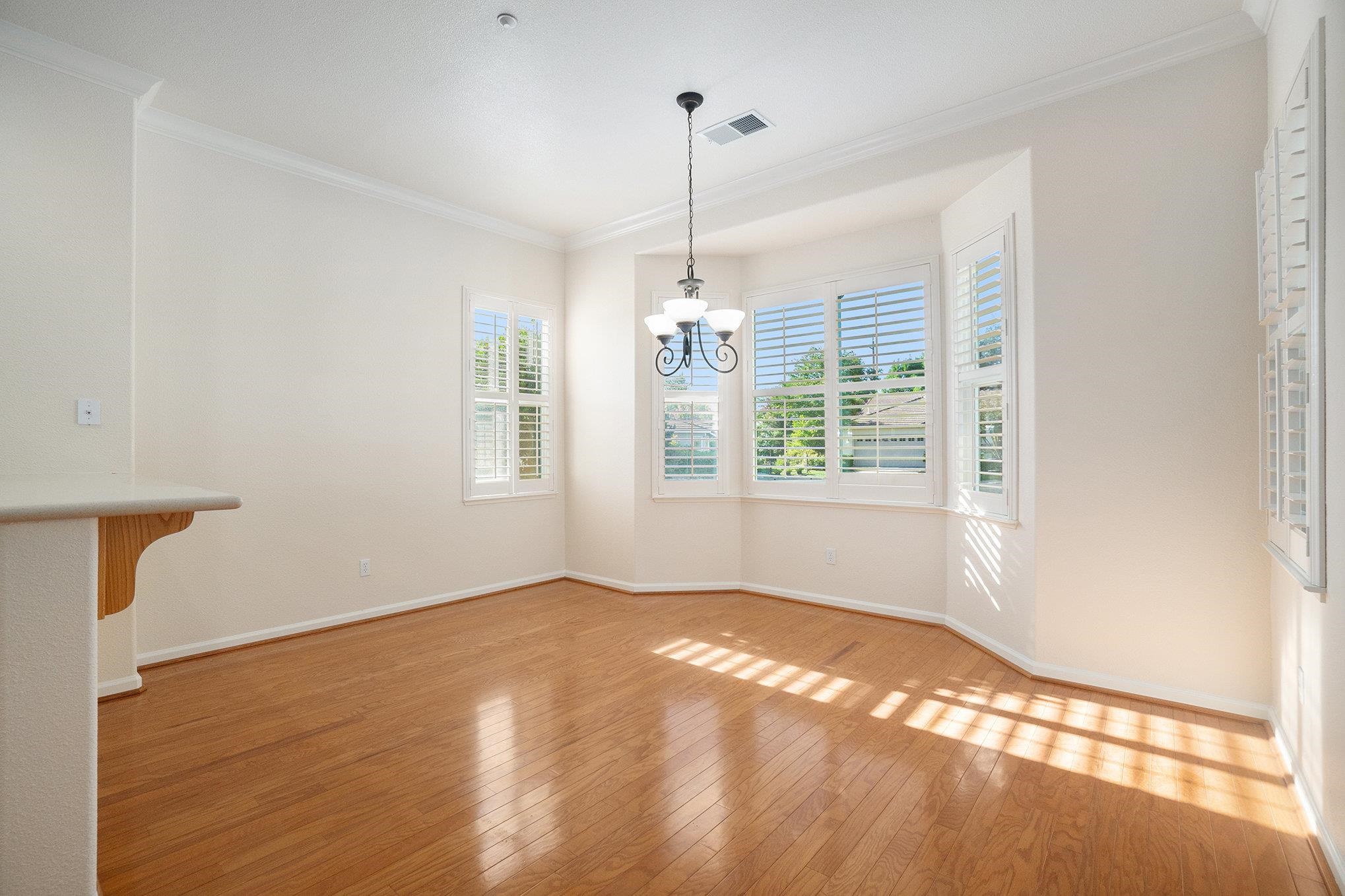 Detail Gallery Image 11 of 30 For 1007 Centennial Dr, Brentwood,  CA 94513-9999 - 2 Beds | 2/1 Baths